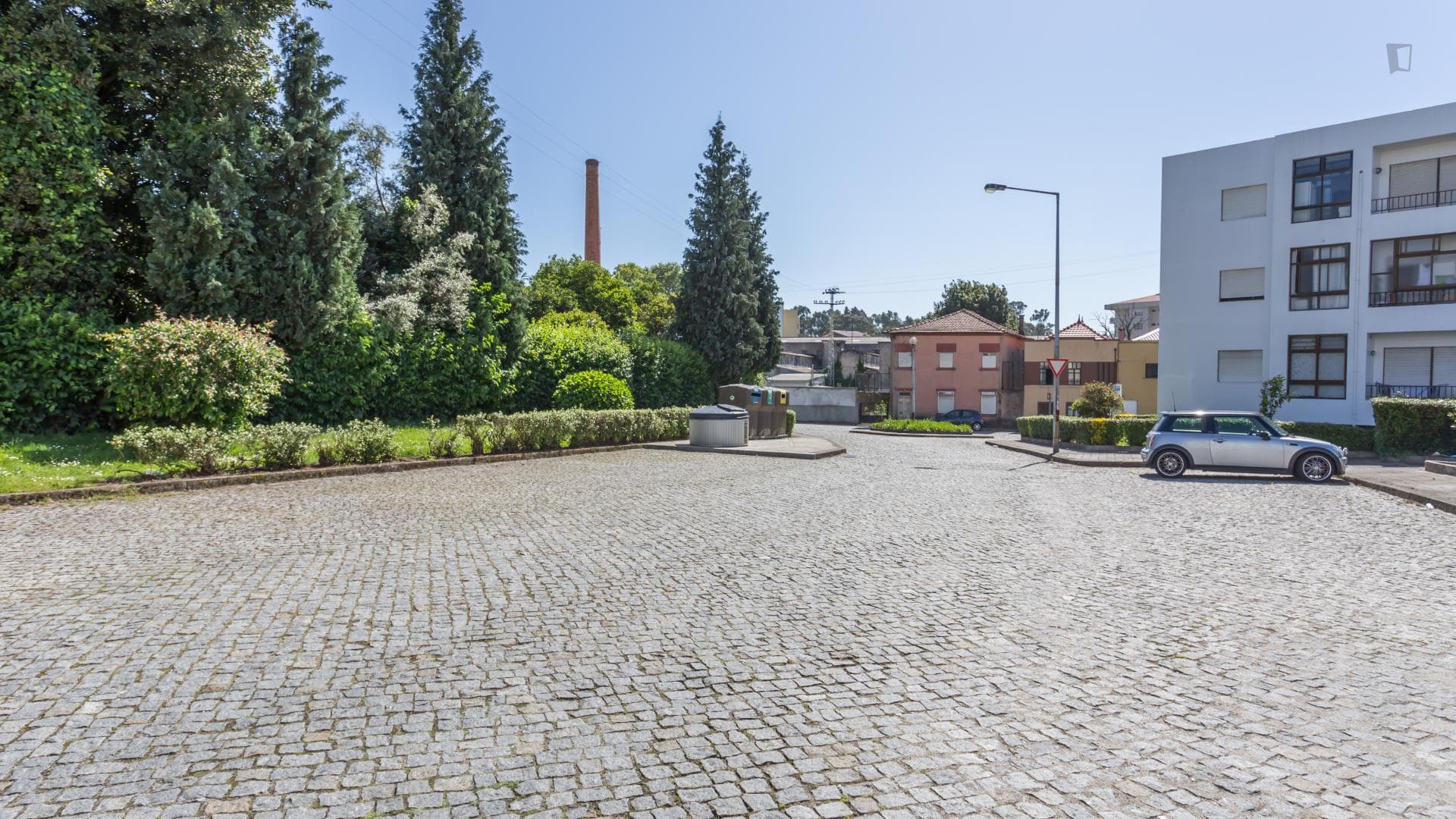 Property photo thumbnail