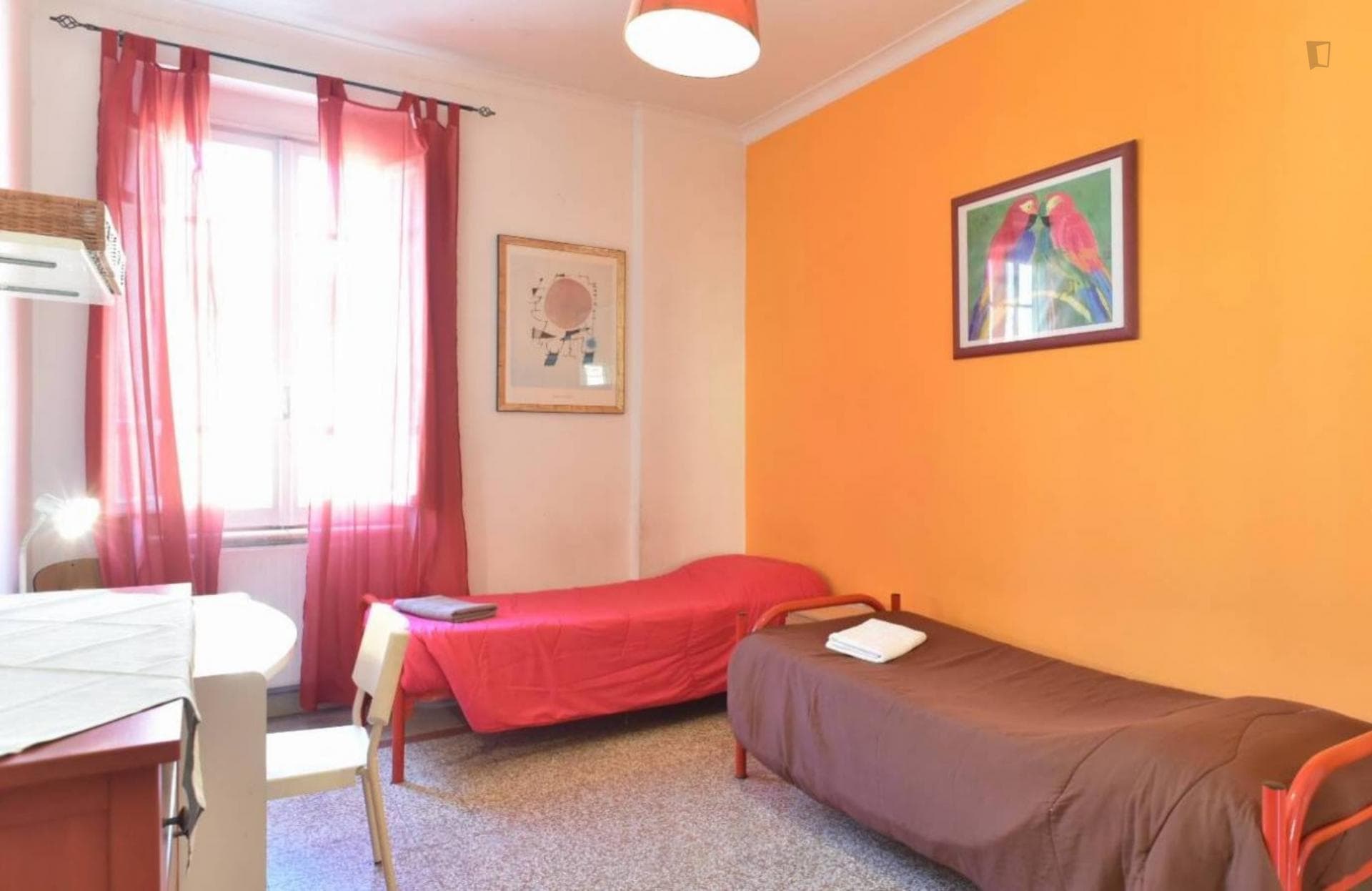 Bright twin bedroom close to Re Di Roma metro station photo 1