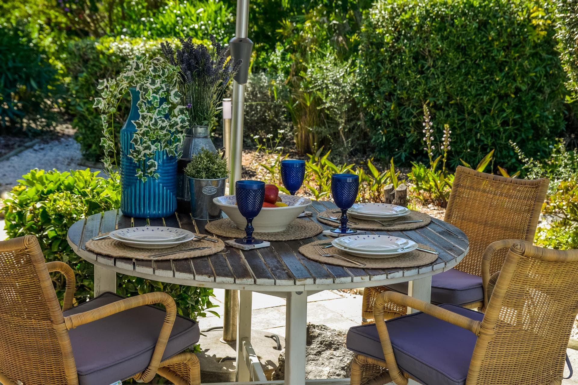 Independent Studio, with fully private garden and own tennis court photo 1