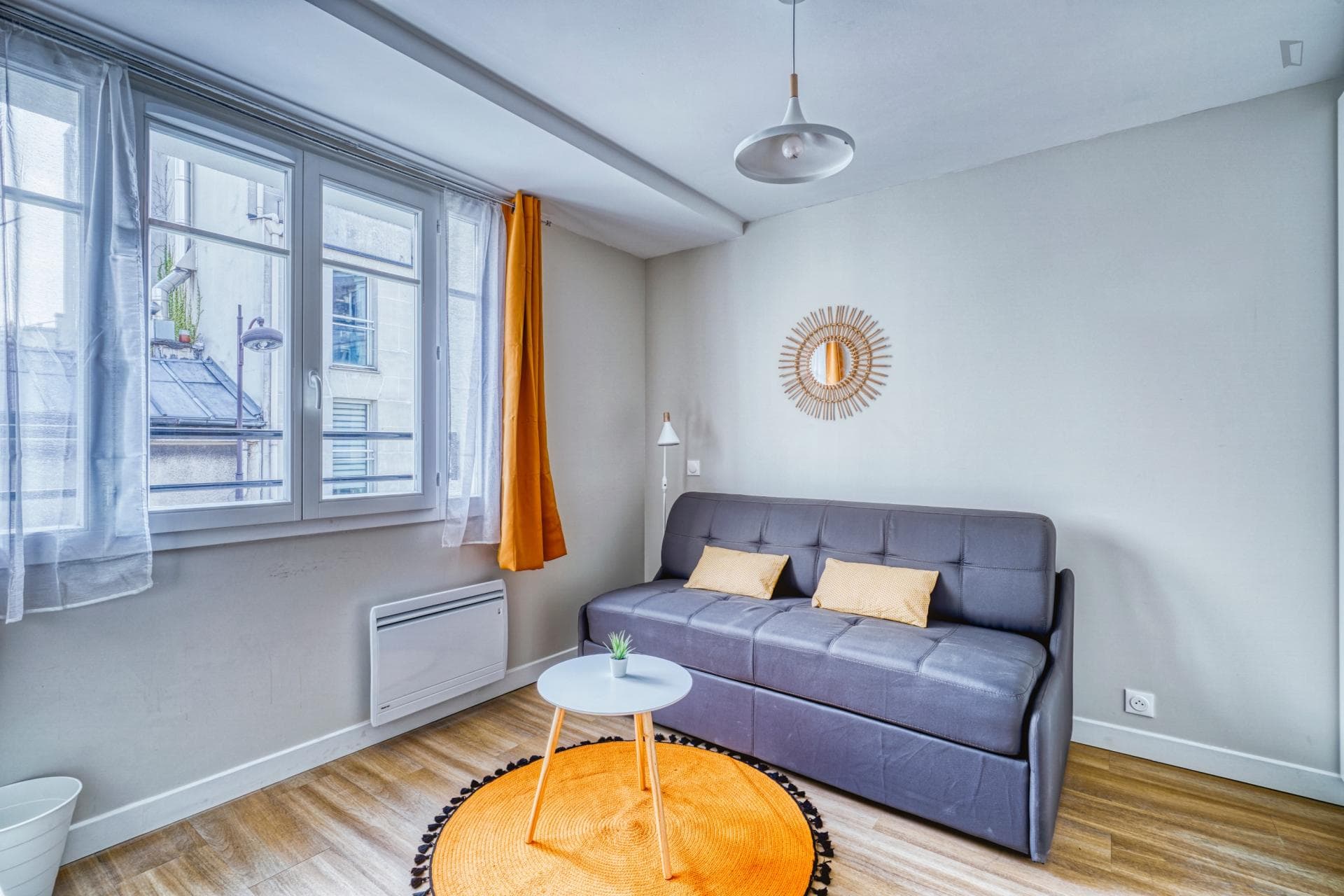 Lovely studio near Paris Montparnasse transport station photo 1