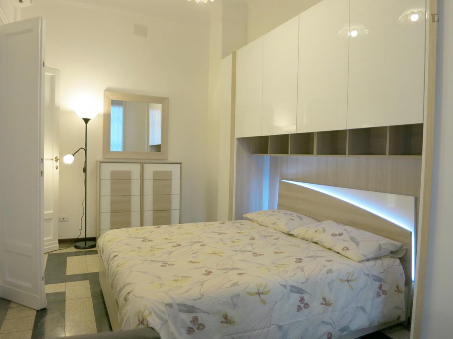 2-bedroom flat near Porta Vittoria photo 1