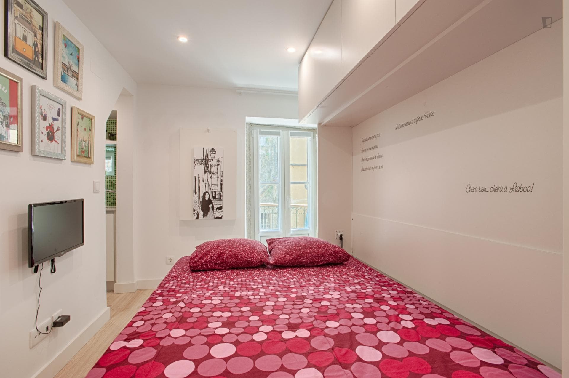 Lovely studio in Martim Moniz photo 1