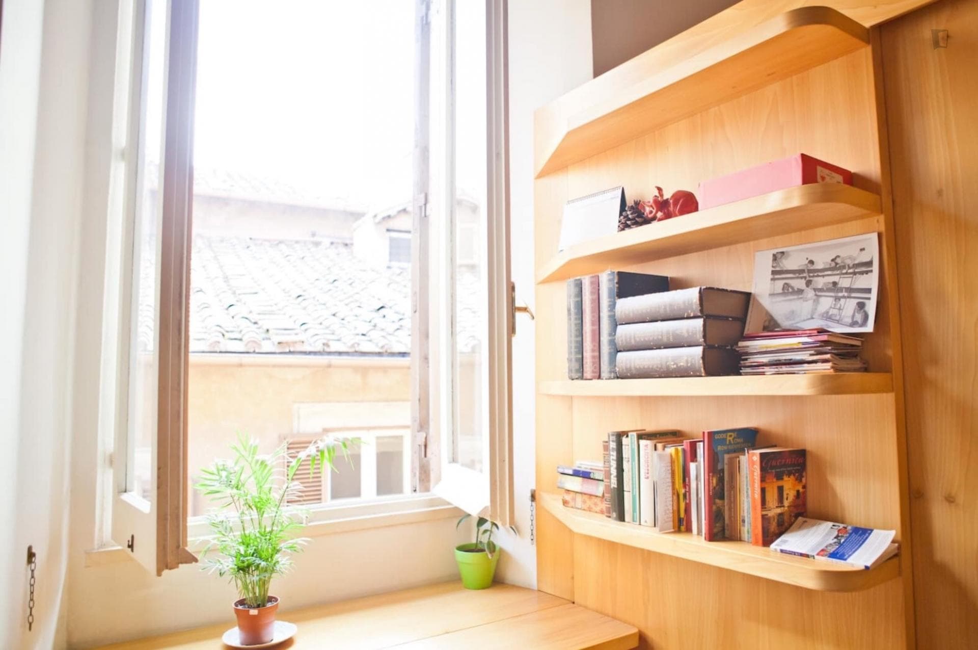1-Bedroom apartment between Campo de Fiori and Piazza Argentina photo 1