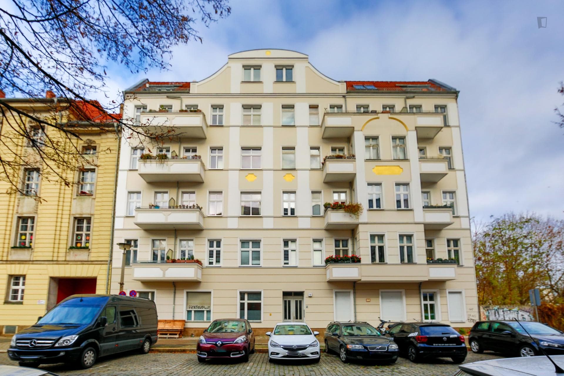 Property photo thumbnail