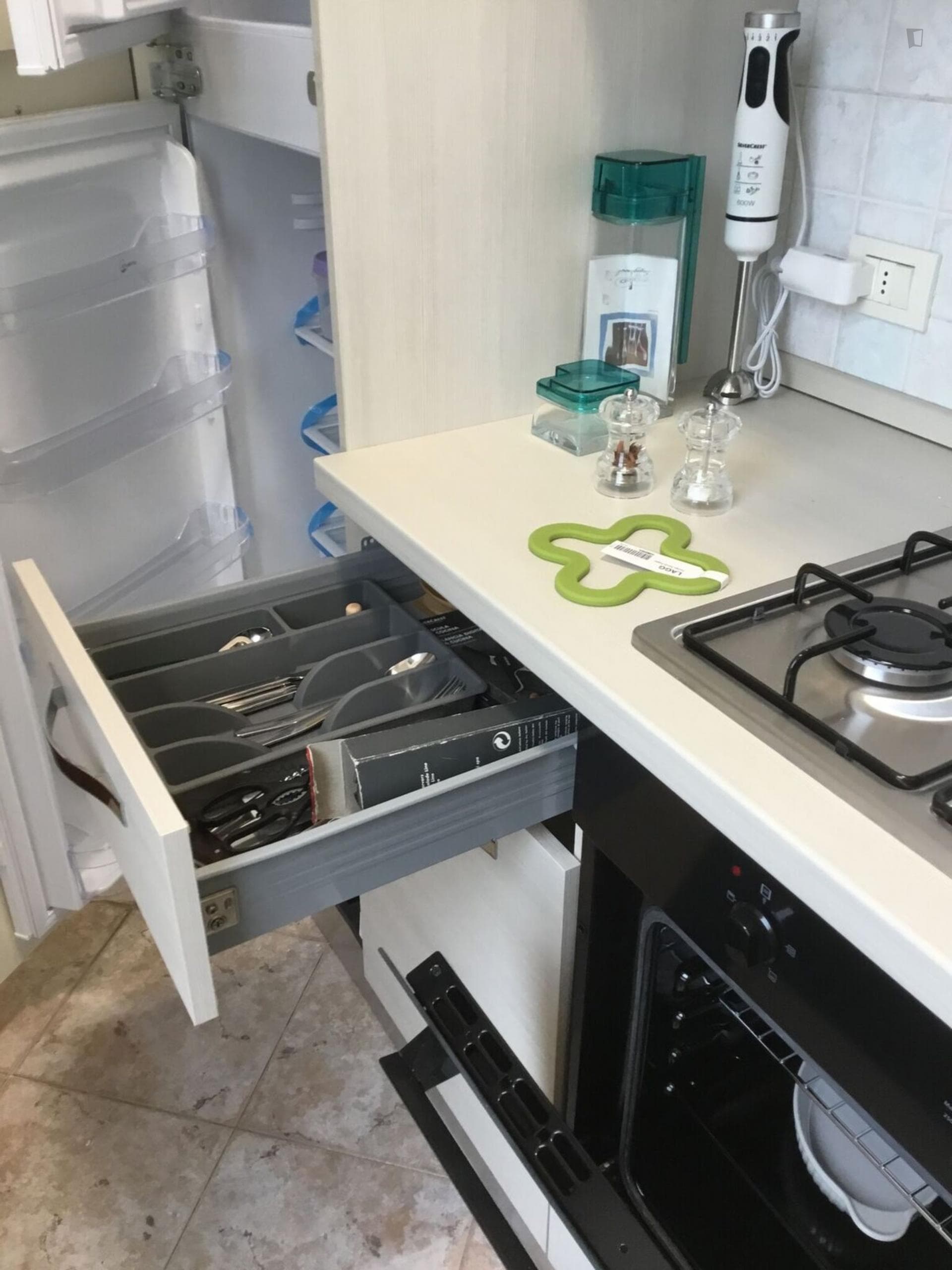 Cool spacious 1-bedroom apartment in Precotto neighbourhood photo 1