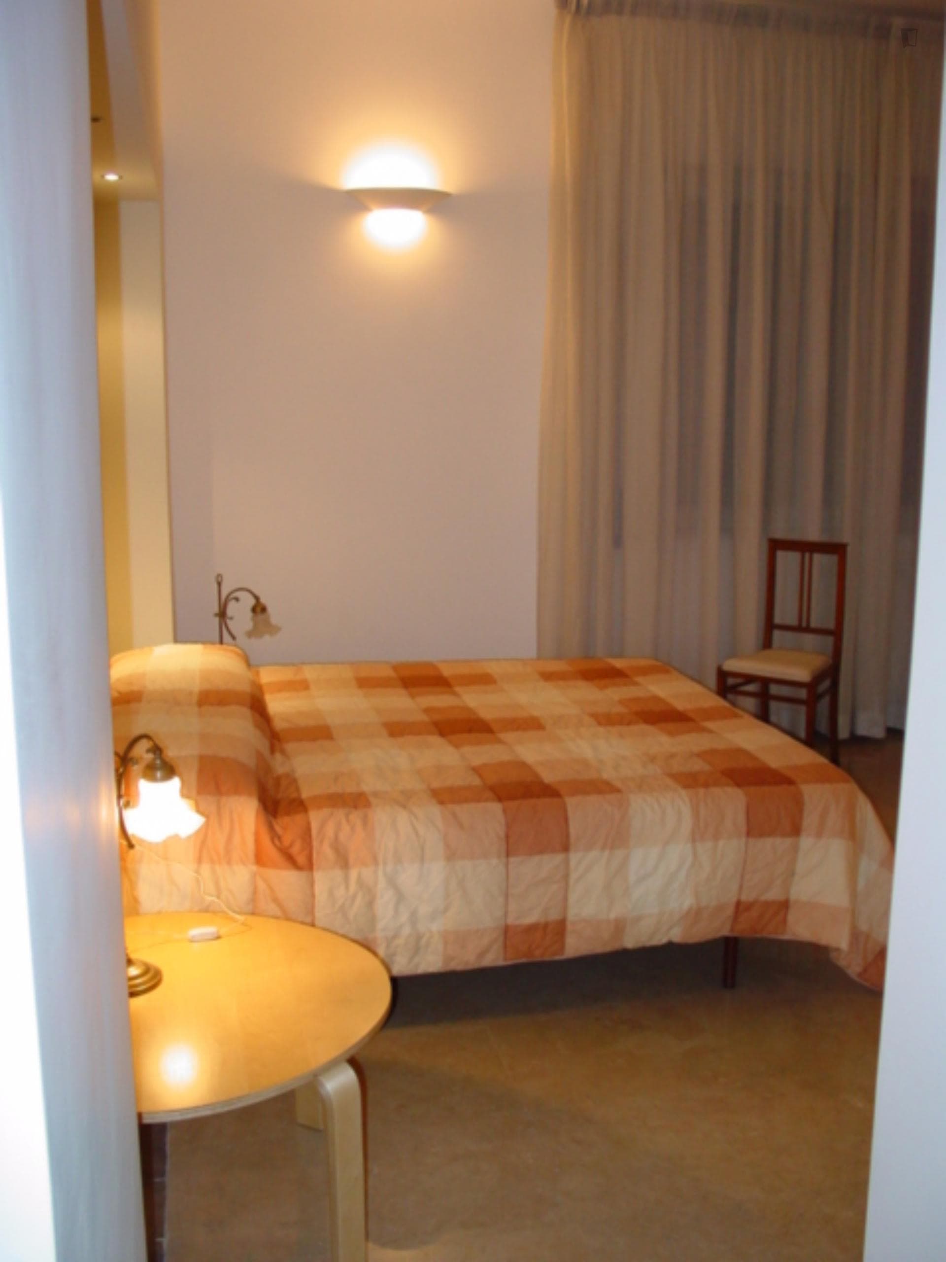 Snug double bedroom near Bologna metro photo 1