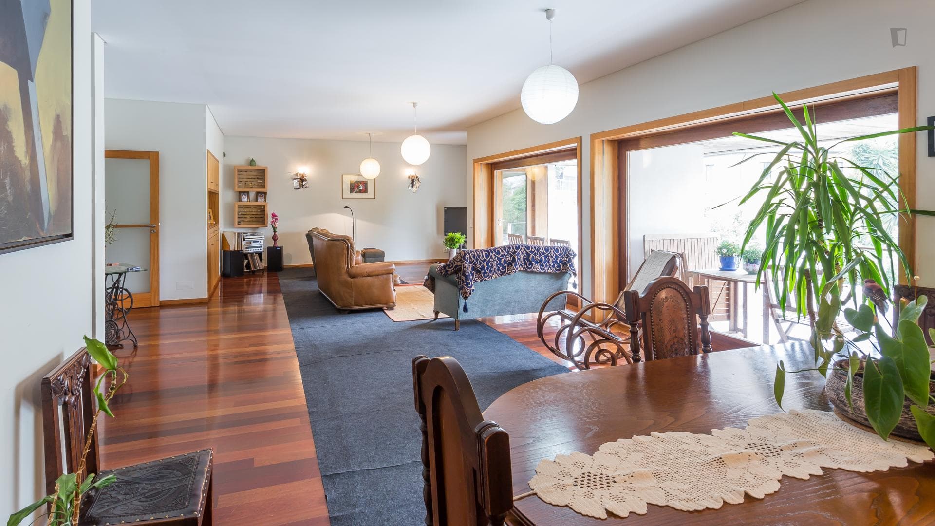 Amazing double bedroom in a luxurious house in Santo Ildefonso photo 1