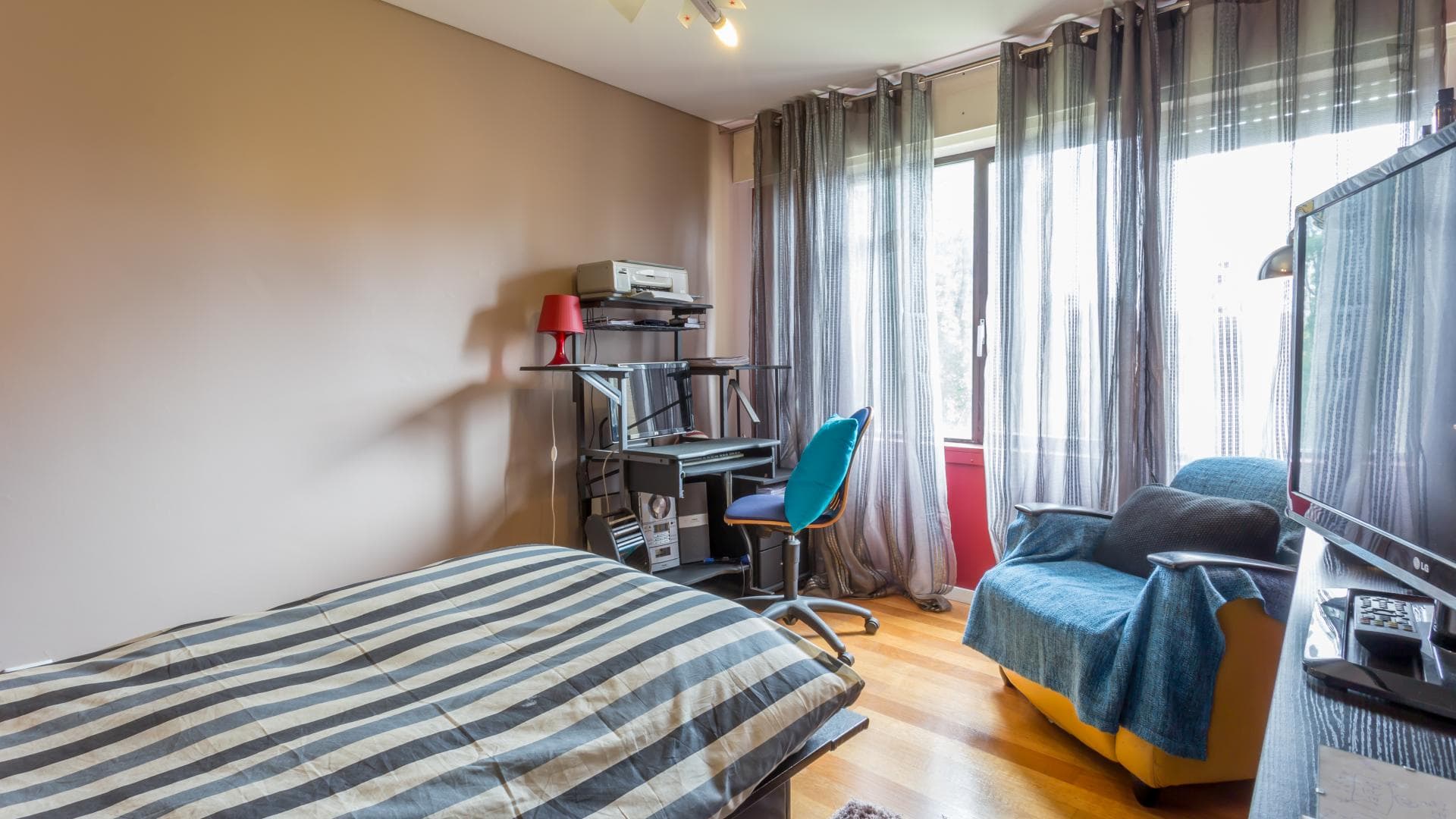 Property photo thumbnail