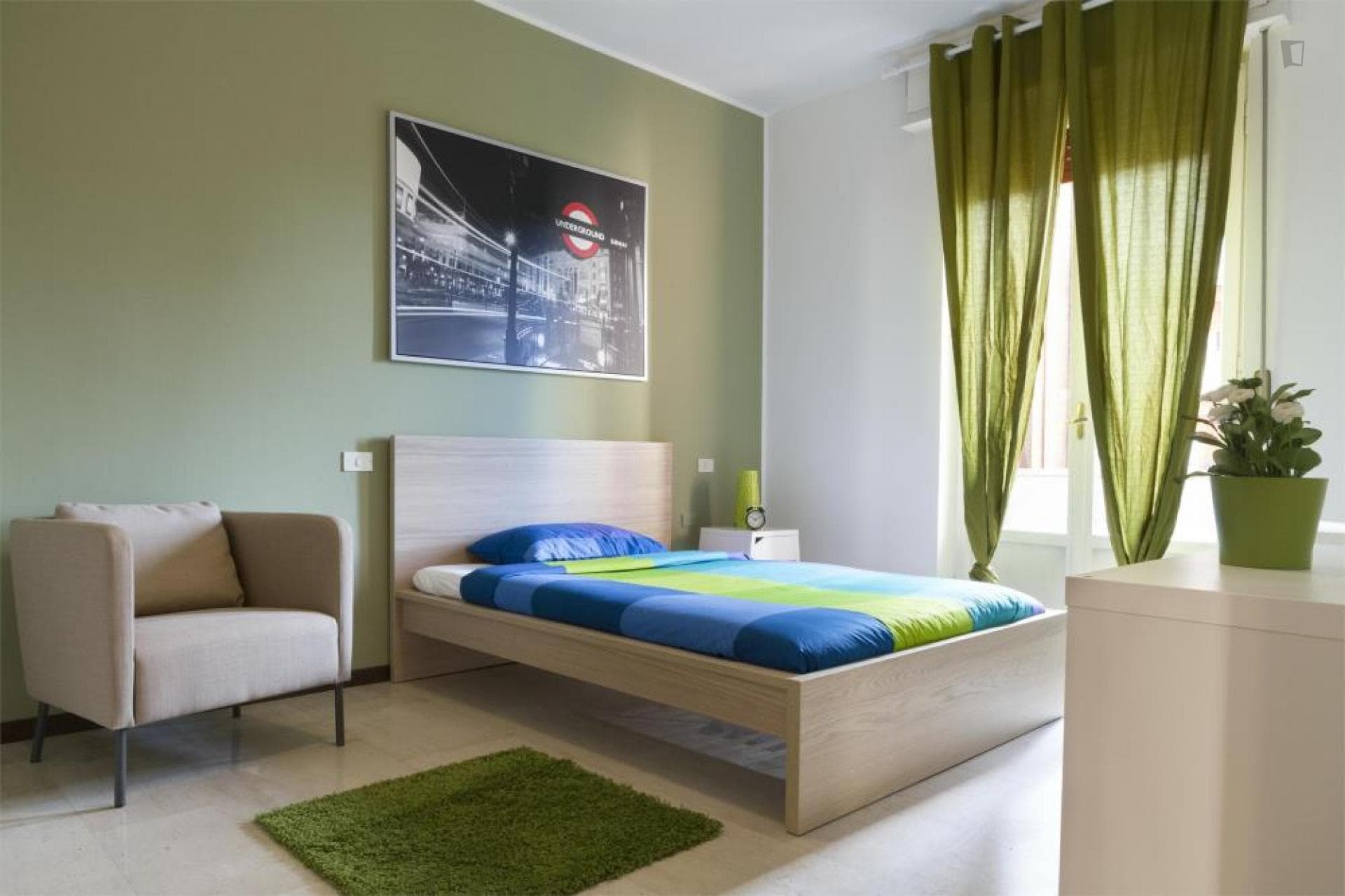 Property photo thumbnail