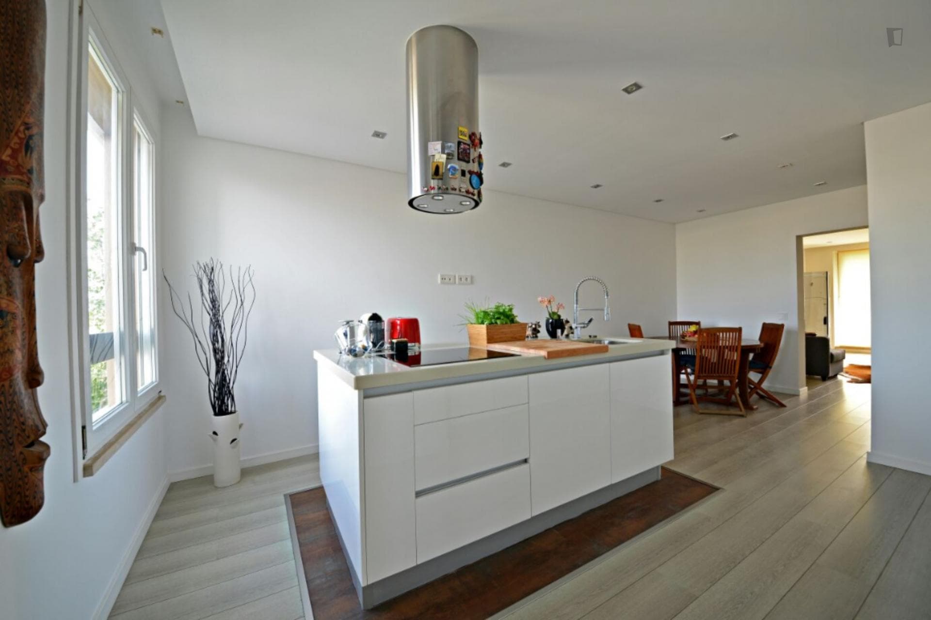 Apartment close to beach University and Nato photo 1