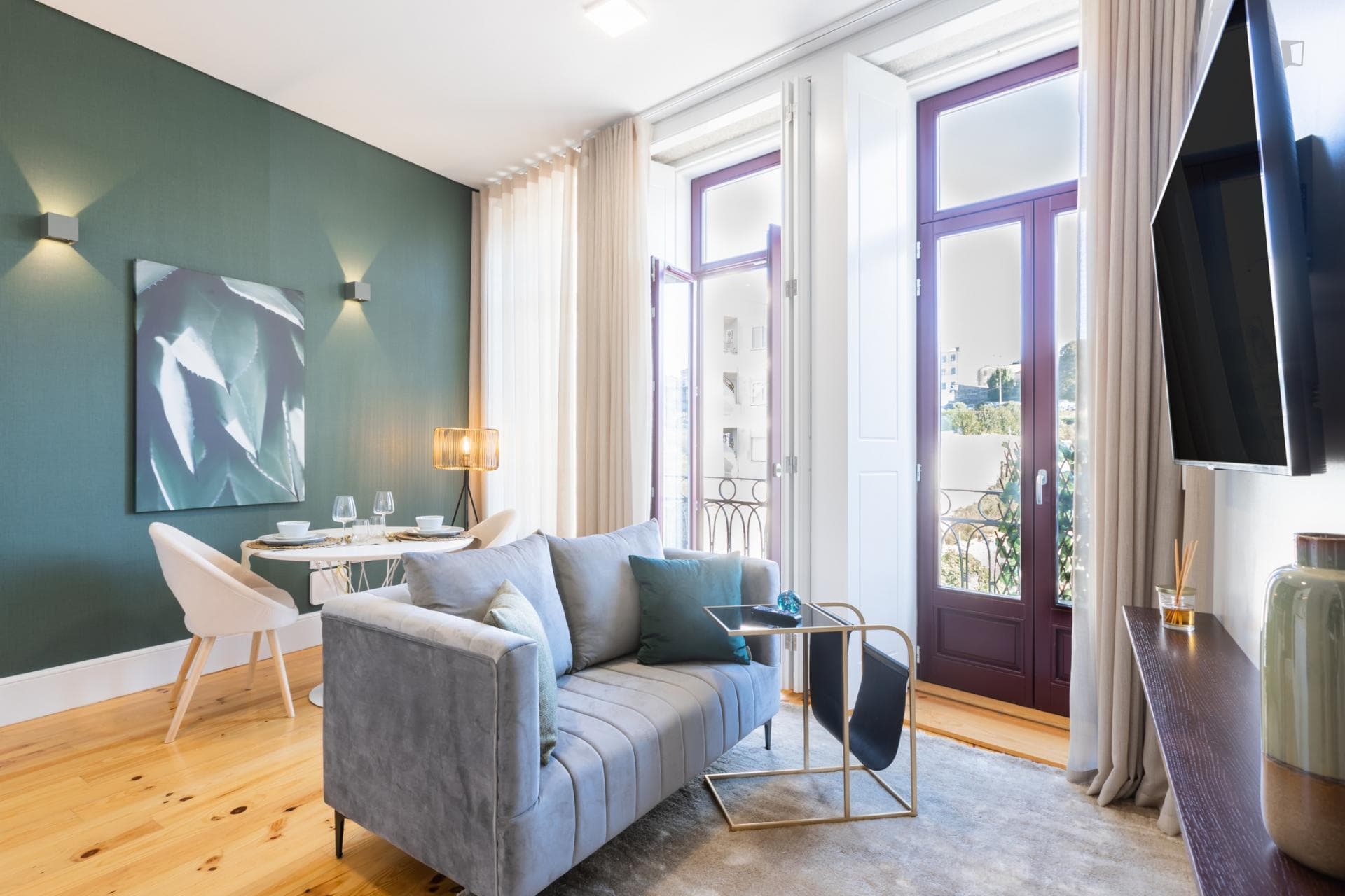 Property photo thumbnail