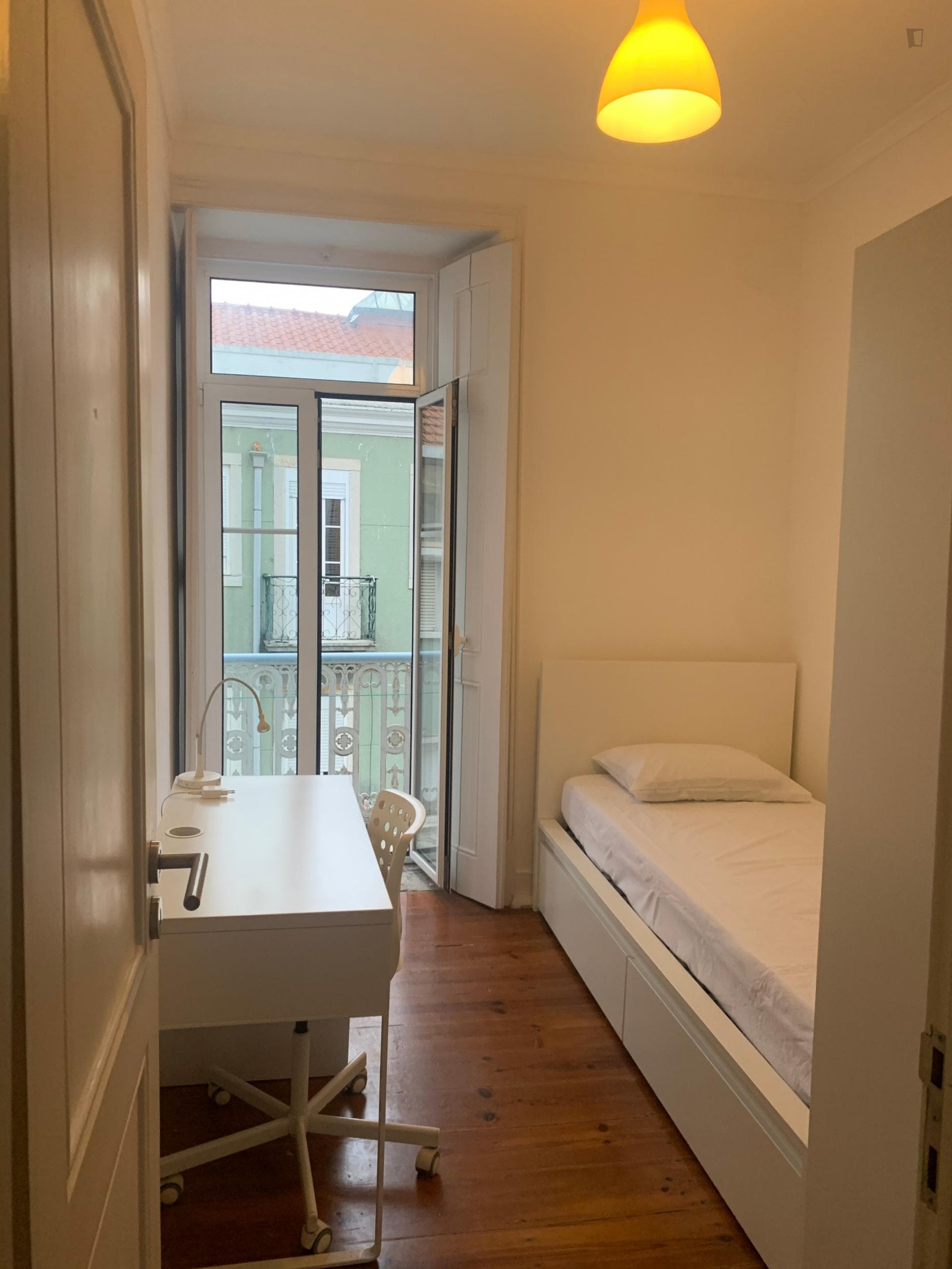 Nice single bedroom close to IST photo 1