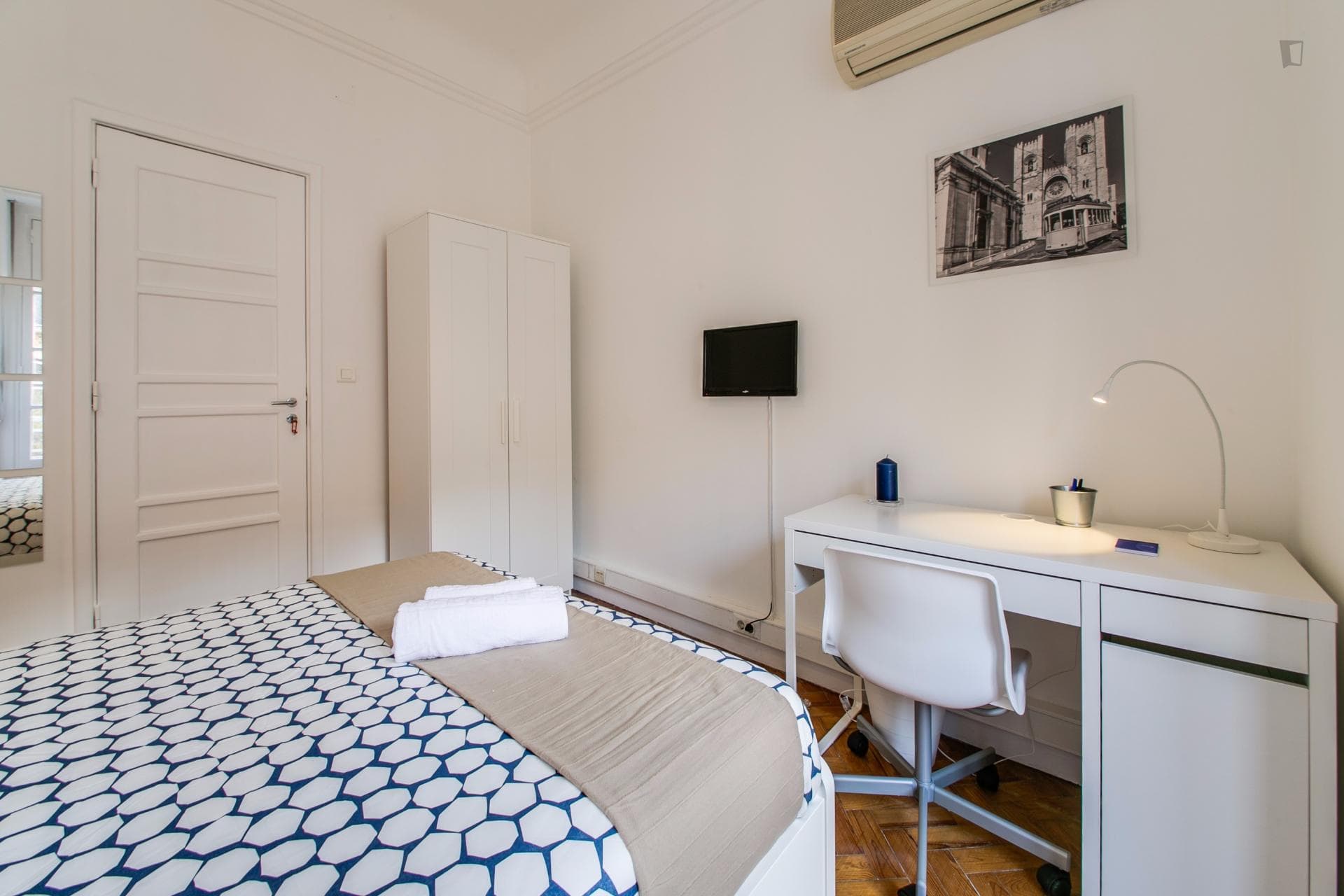 Property photo thumbnail