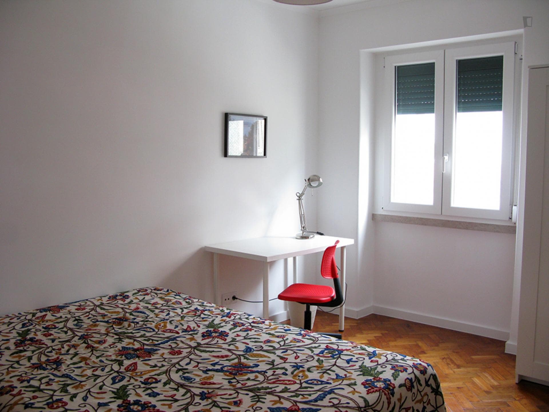 Double bedroom in a 3-bedroom flat in Pena photo 1