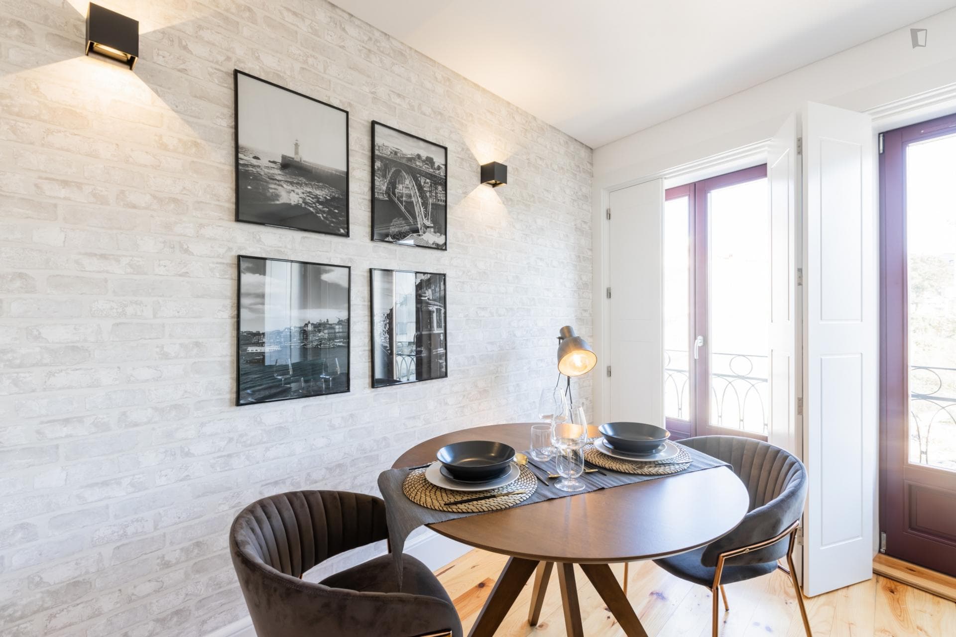 Charming 1-bedroom apartment near Berlin Ostkreuz Station photo 1