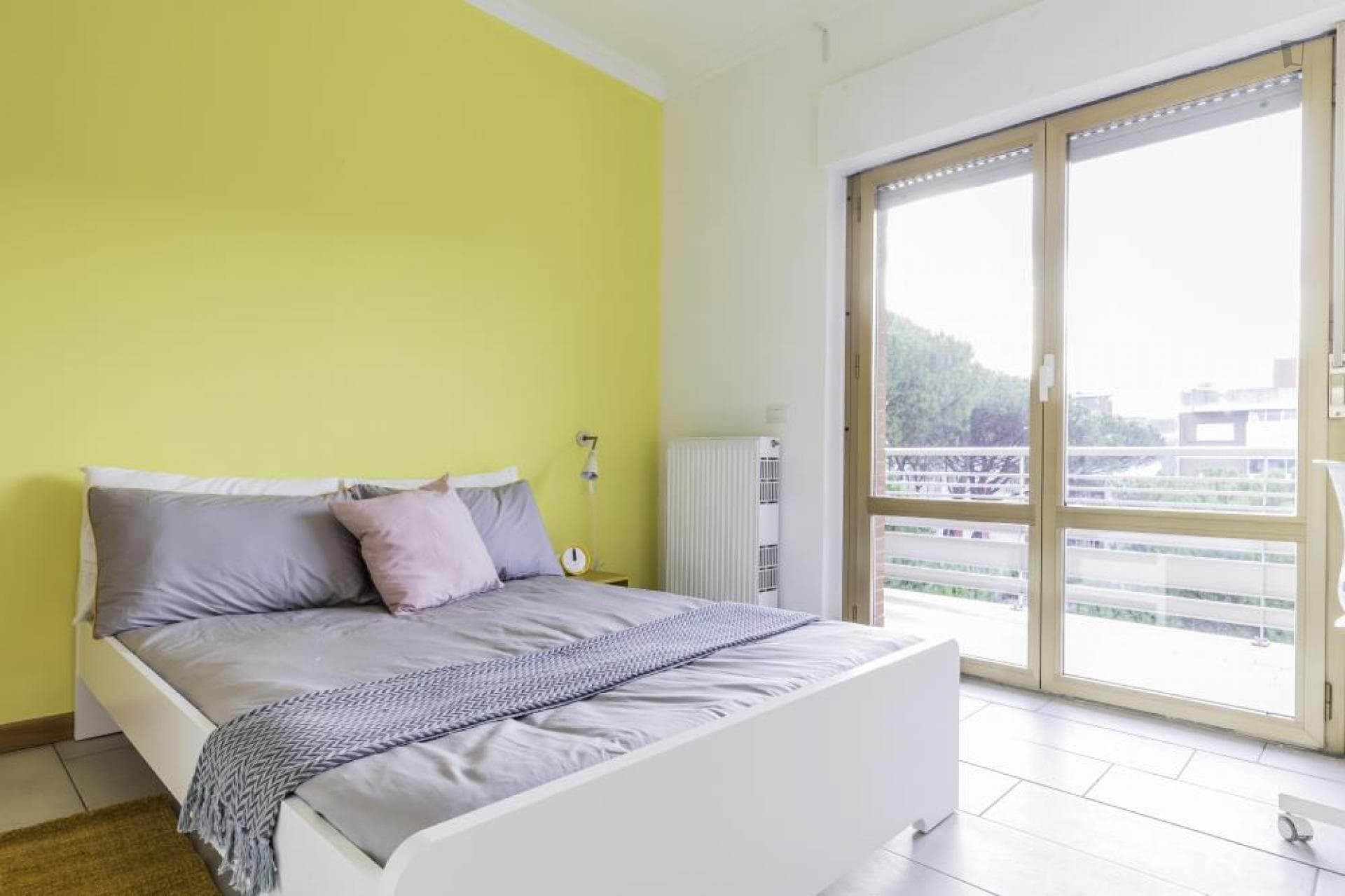 Cozy double bedroom in a 3-bedroom apartment near Parco Adelaide Coari photo 1