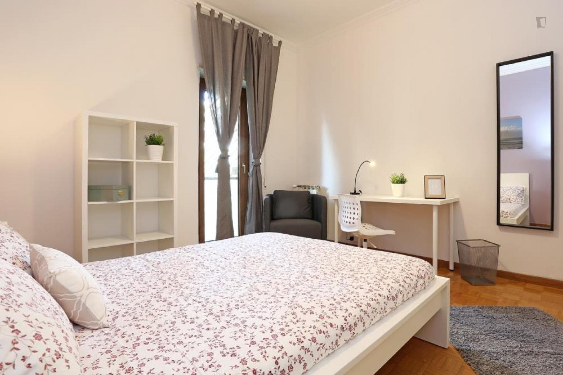 Cute double bedroom near Università Cattolica del Sacro Cuore photo 1