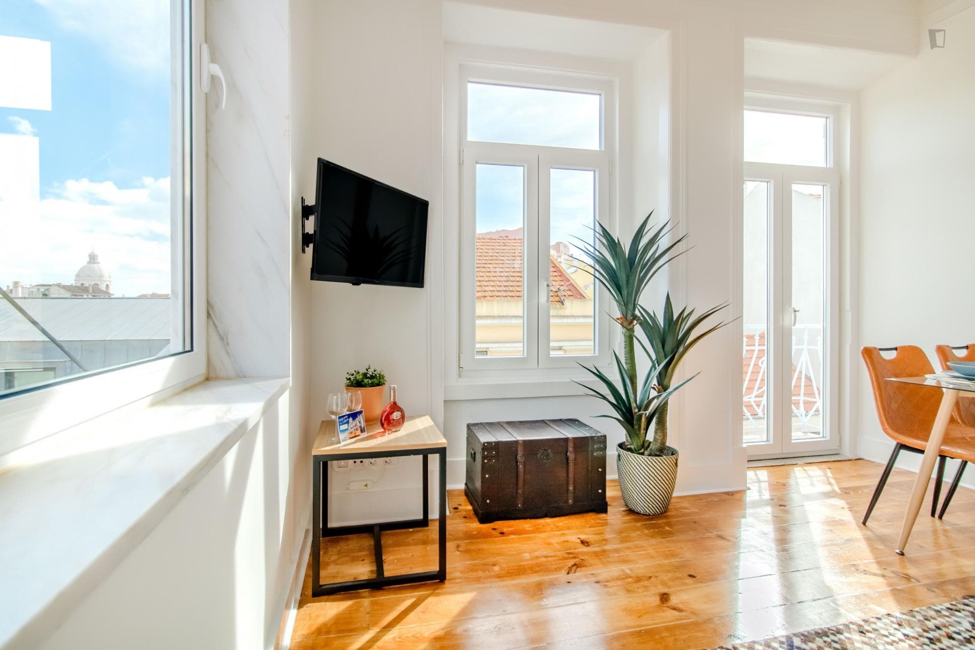 Property photo thumbnail