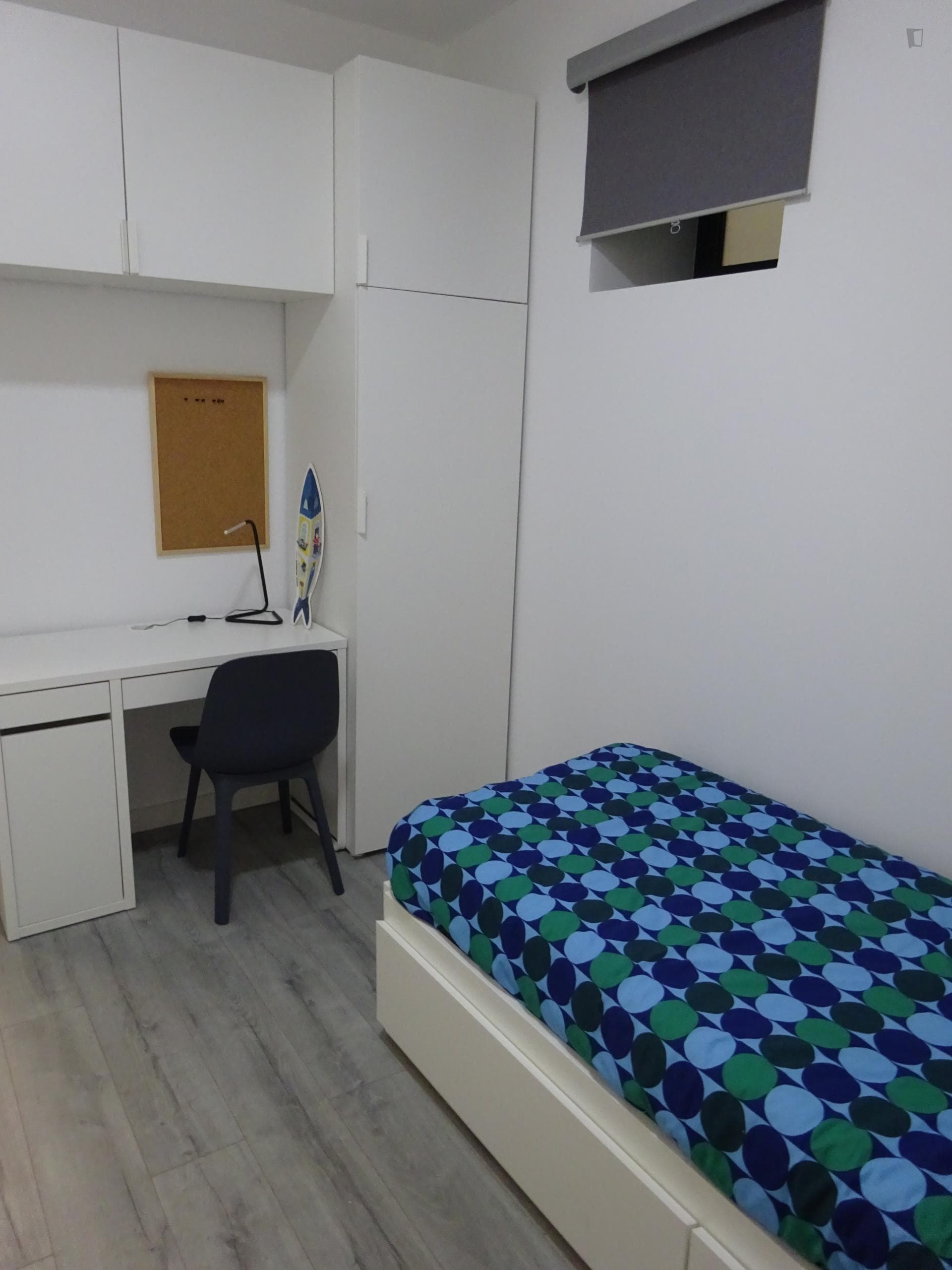 Studio near metro Alameda with access to a Patio photo 1
