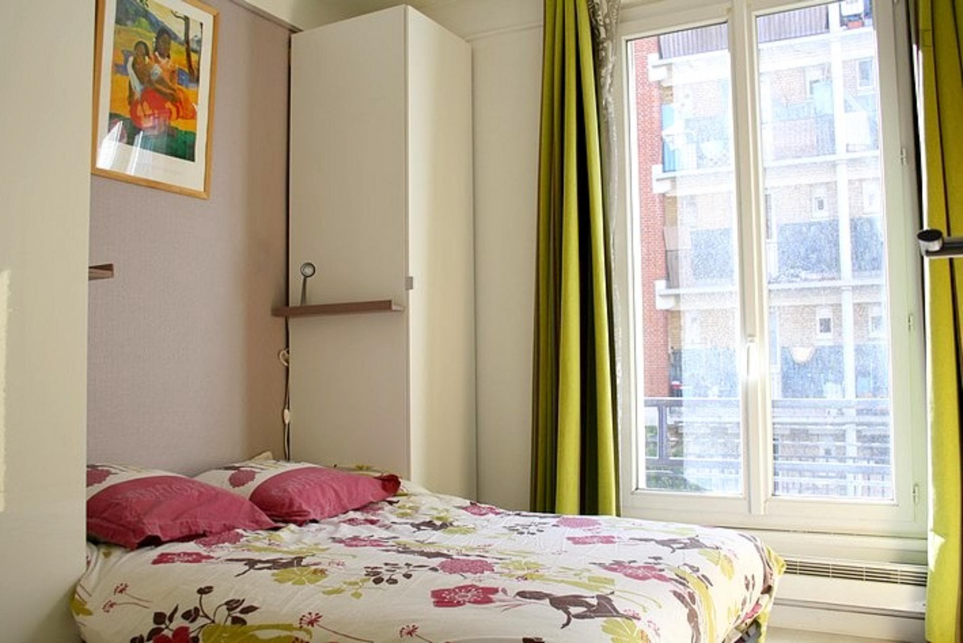 Lovely 1-bedroom apartment near Plaisance metro station photo 1