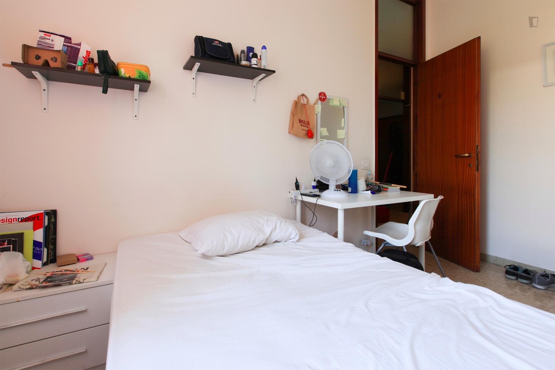 Pleasant single bedroom in Viale Monza photo 1