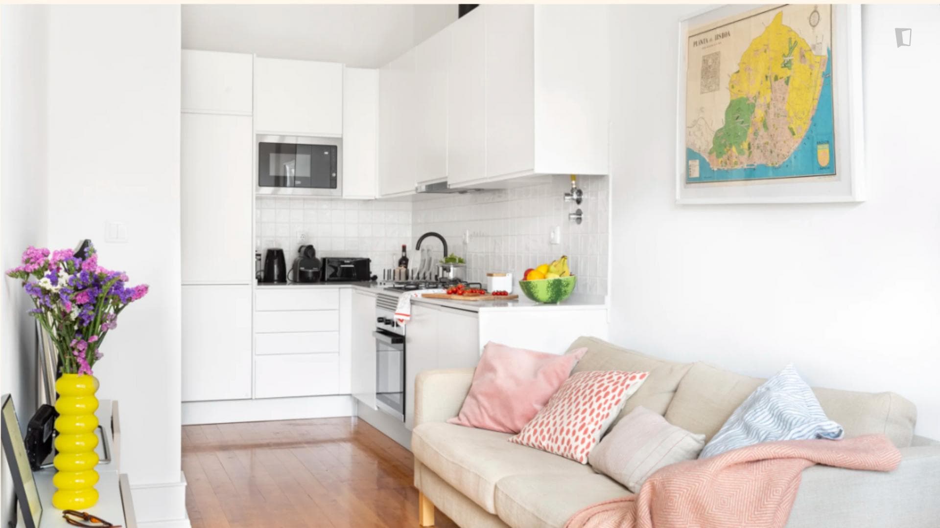 Great-looking apartment with a patio, in Alcântara photo 1