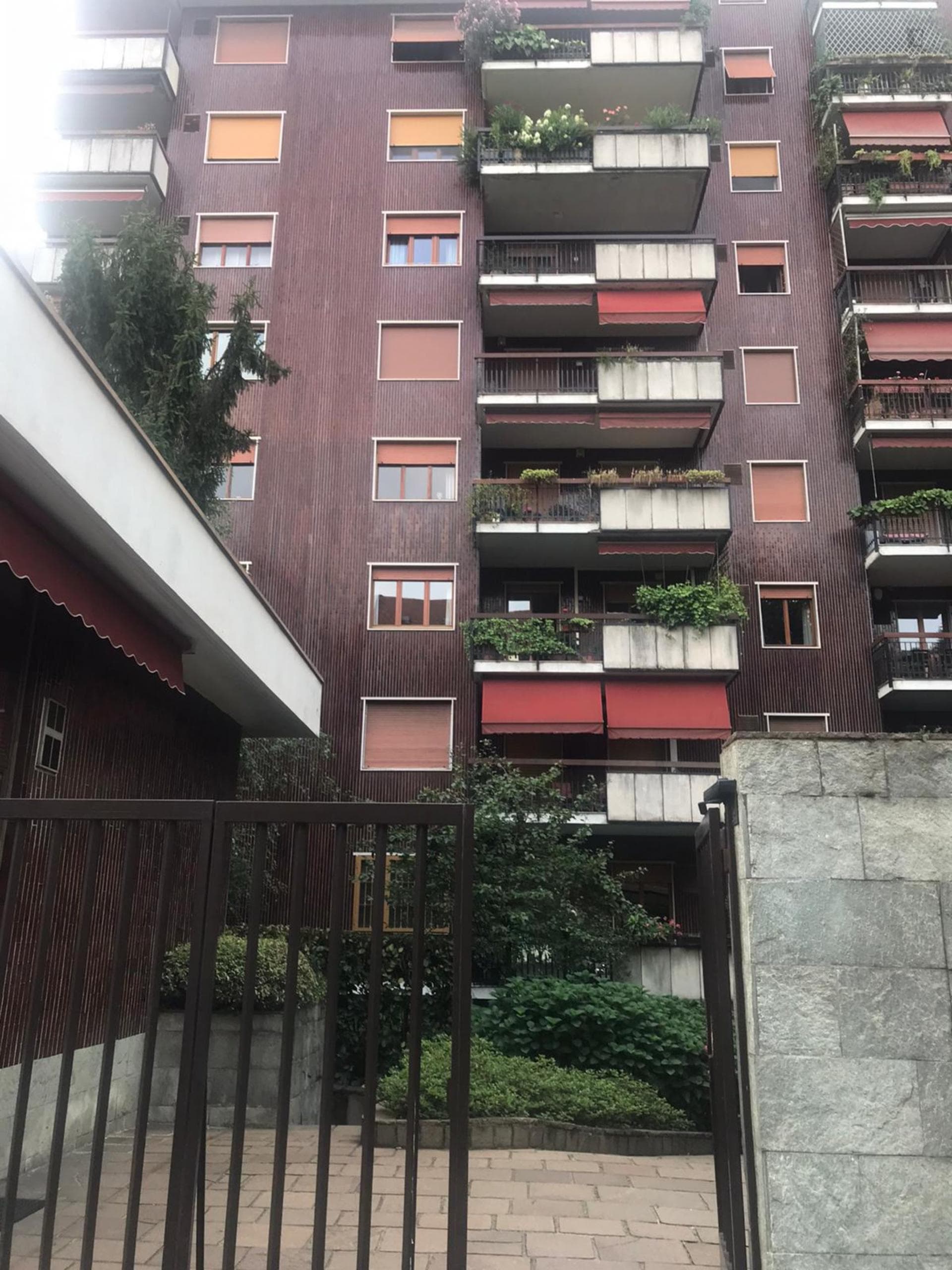 1-Bedroom apartment near Domodossola FN metro station photo 1