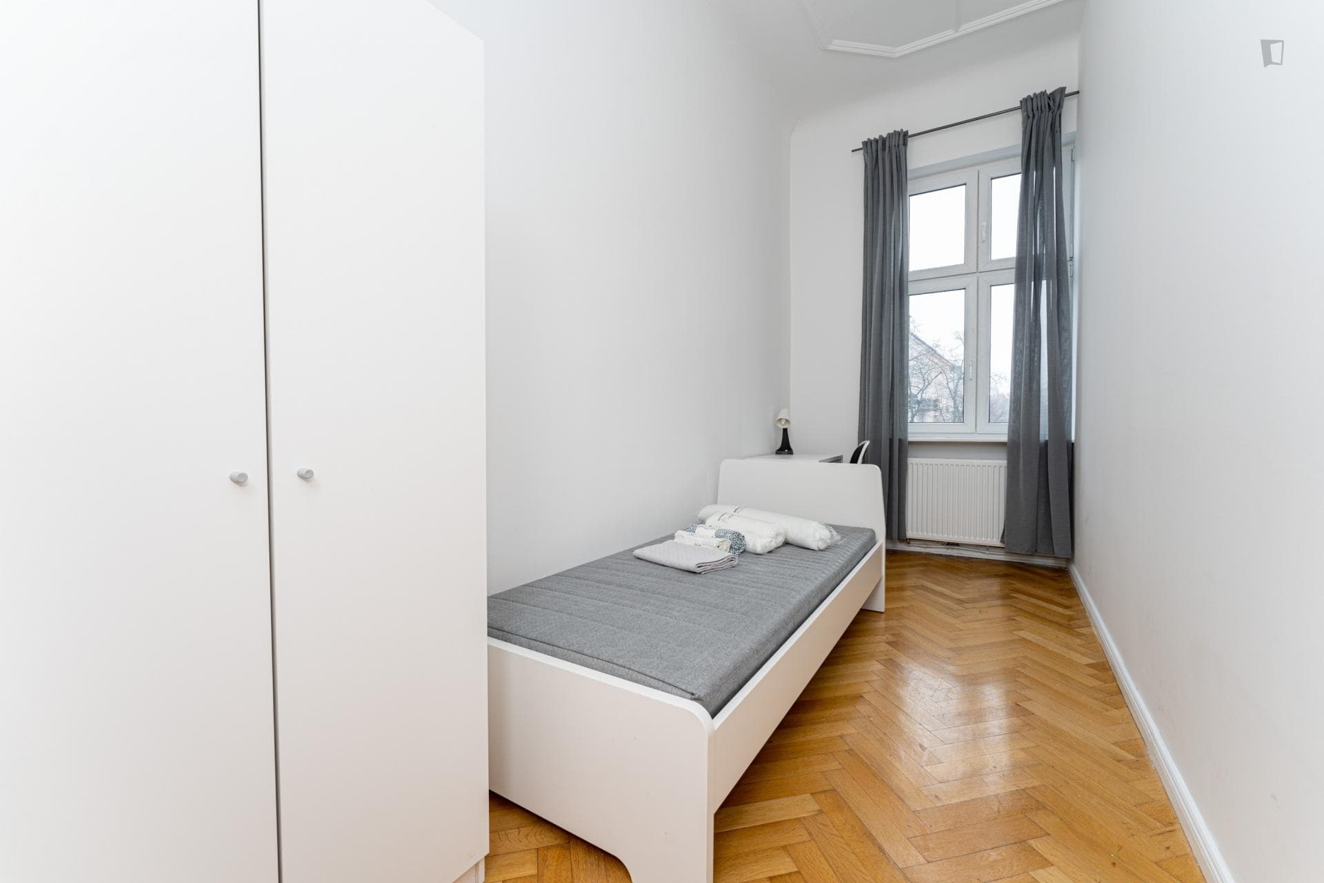 Nice single bedroom near U Boddinstr. transport station photo 1