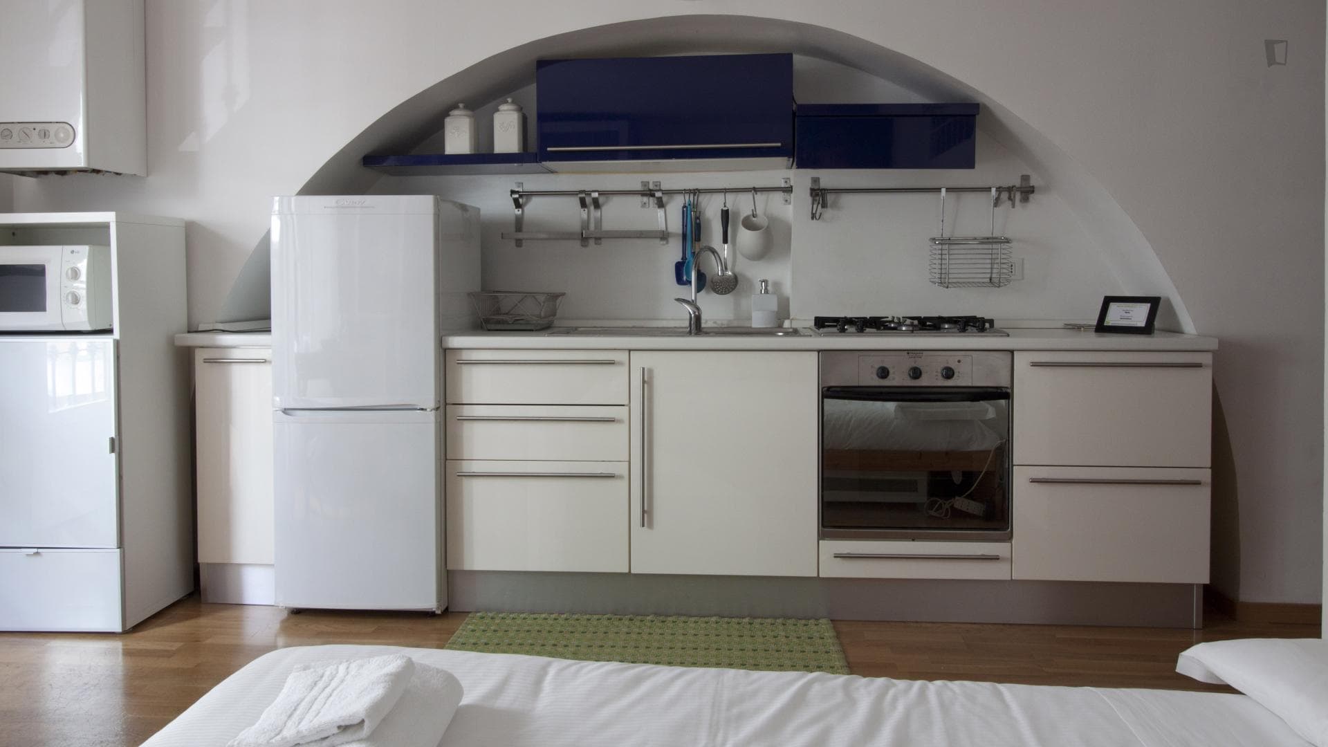 Property photo thumbnail