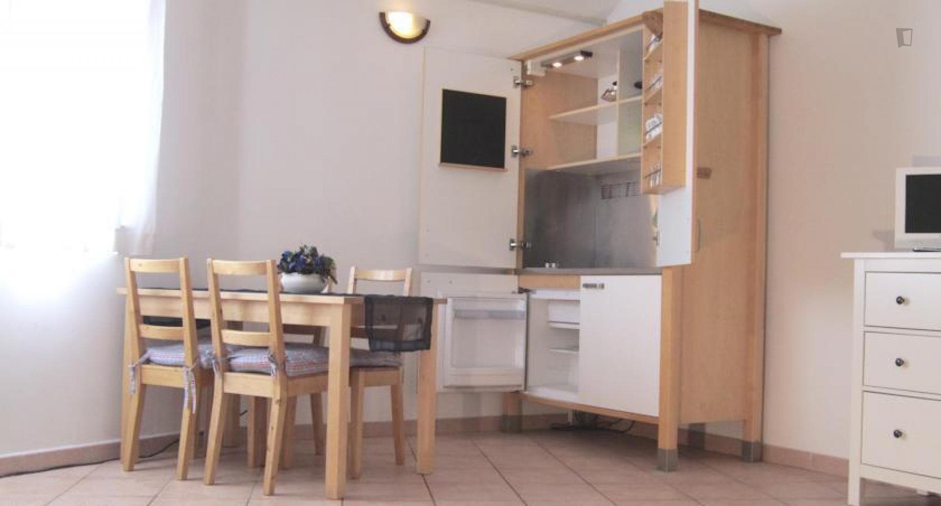 Cozy one-bedroom apartment near Politecnico di Milano photo 1