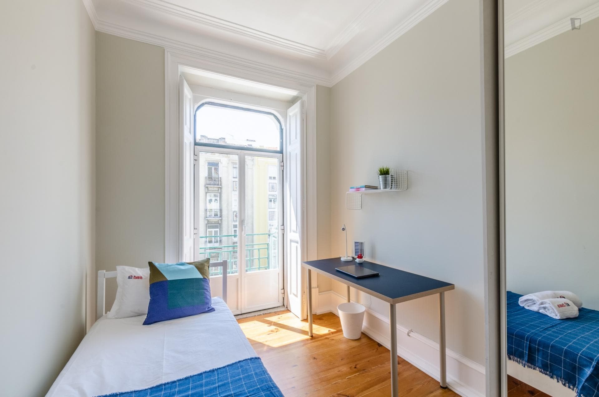Property photo thumbnail