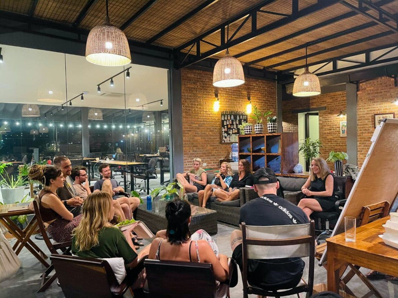 Newly built Glasshouse w/ Coworking + Pool photo 1