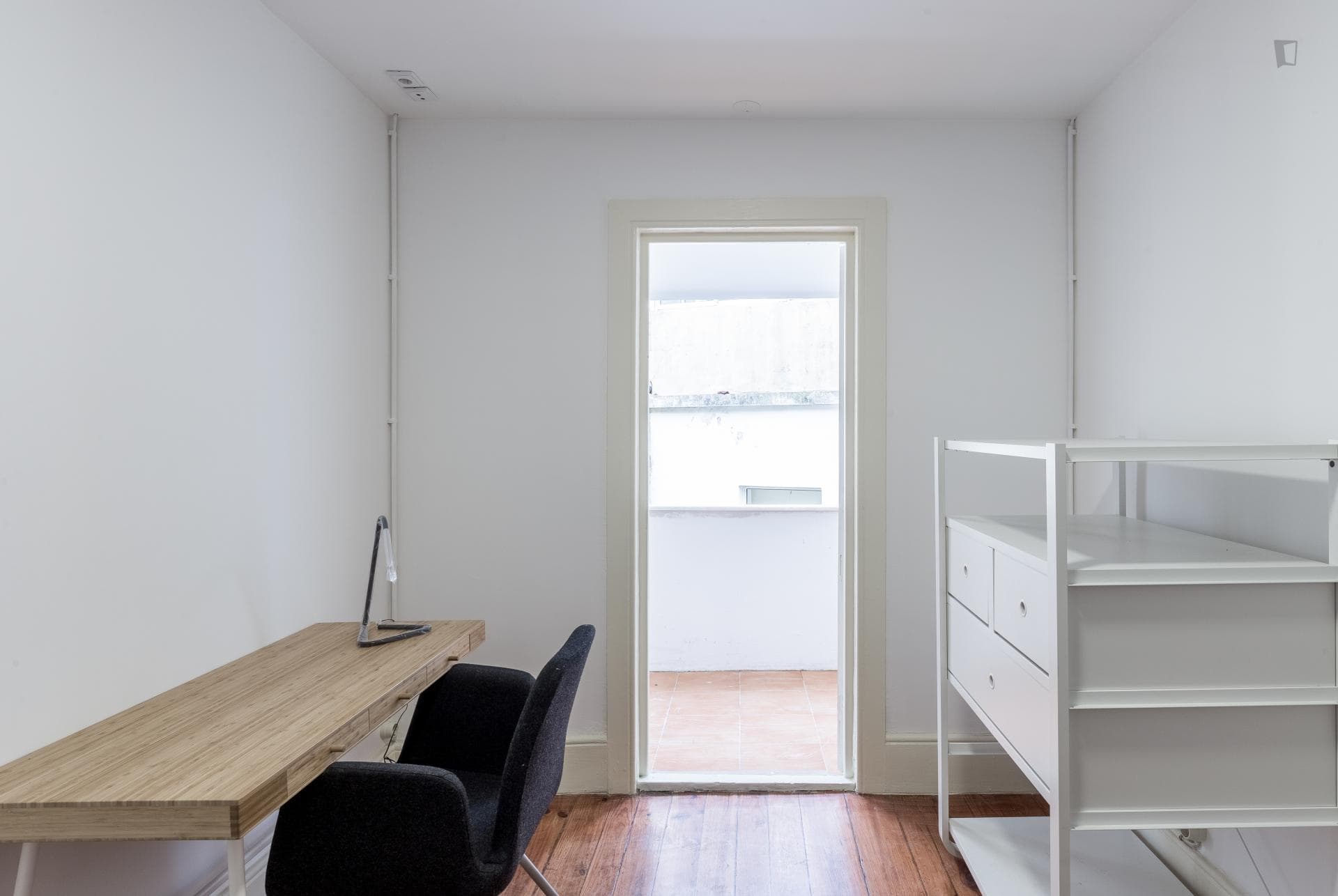 Really comfy single bedroom in the trendy Bonfim neighbourhood photo 1