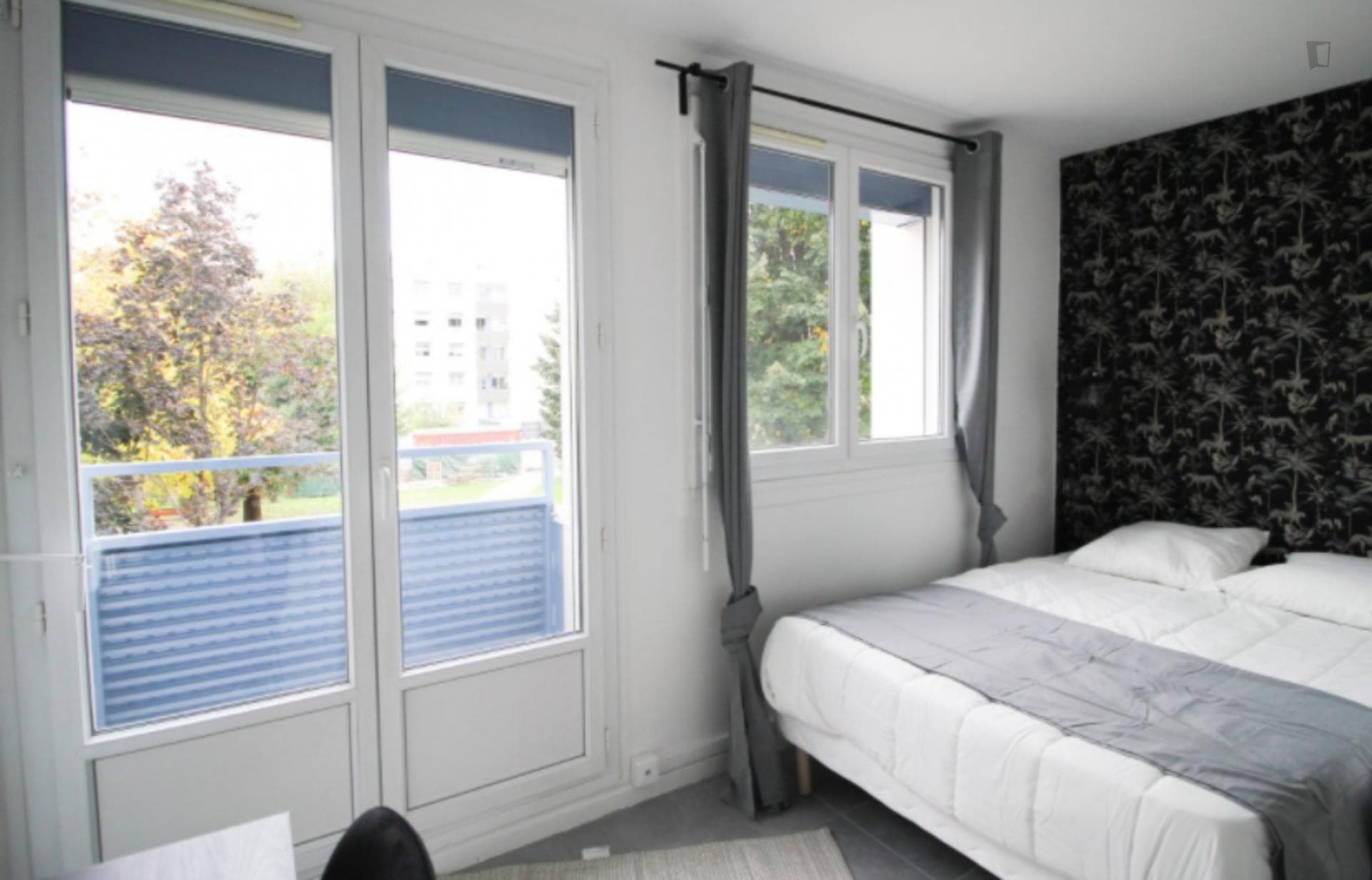 Beautiful and very bright room - 12m² - LY07 photo 1