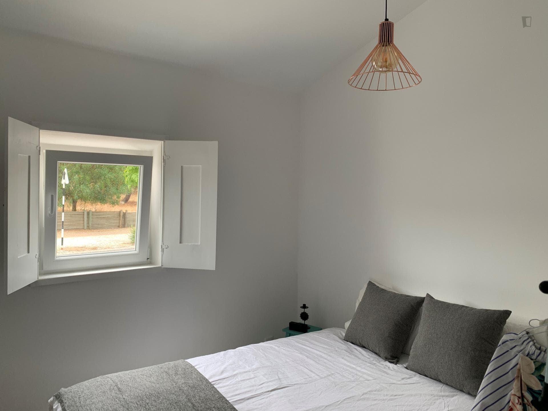 Nice 1-bedroom apartment around Trafaria ferry terminal photo 1
