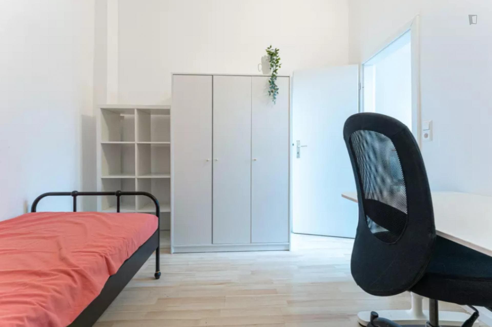 Appealing single bedroom in Schöneberg photo 1