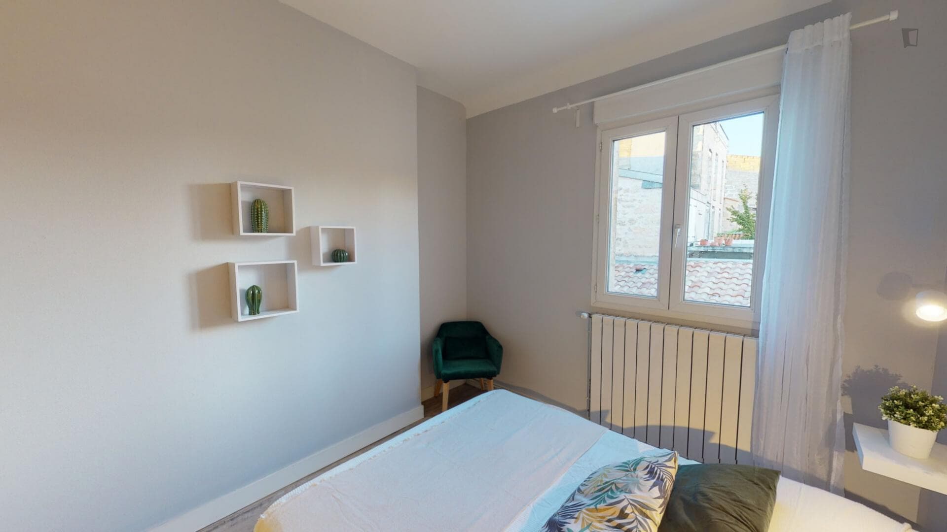 Lovely double bedroom in Capucins - Victoire photo 1
