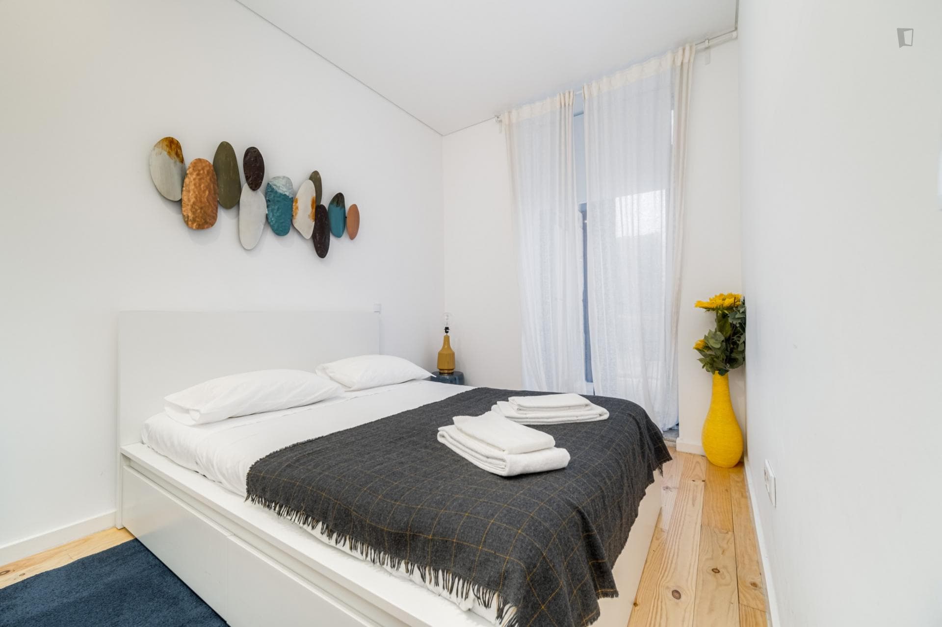 Lovely 1 bedroom apartment with terrace photo 1