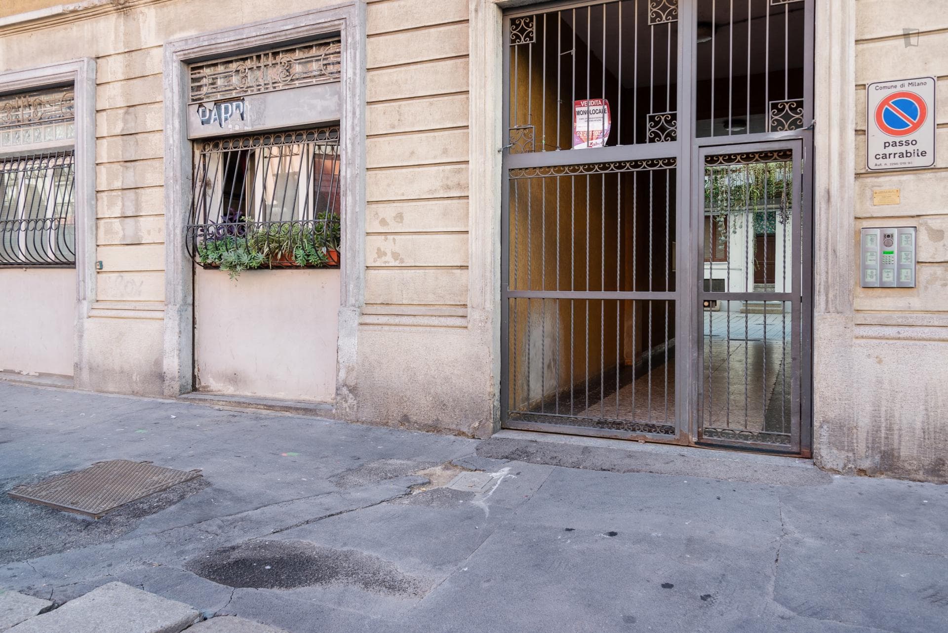 Property photo thumbnail