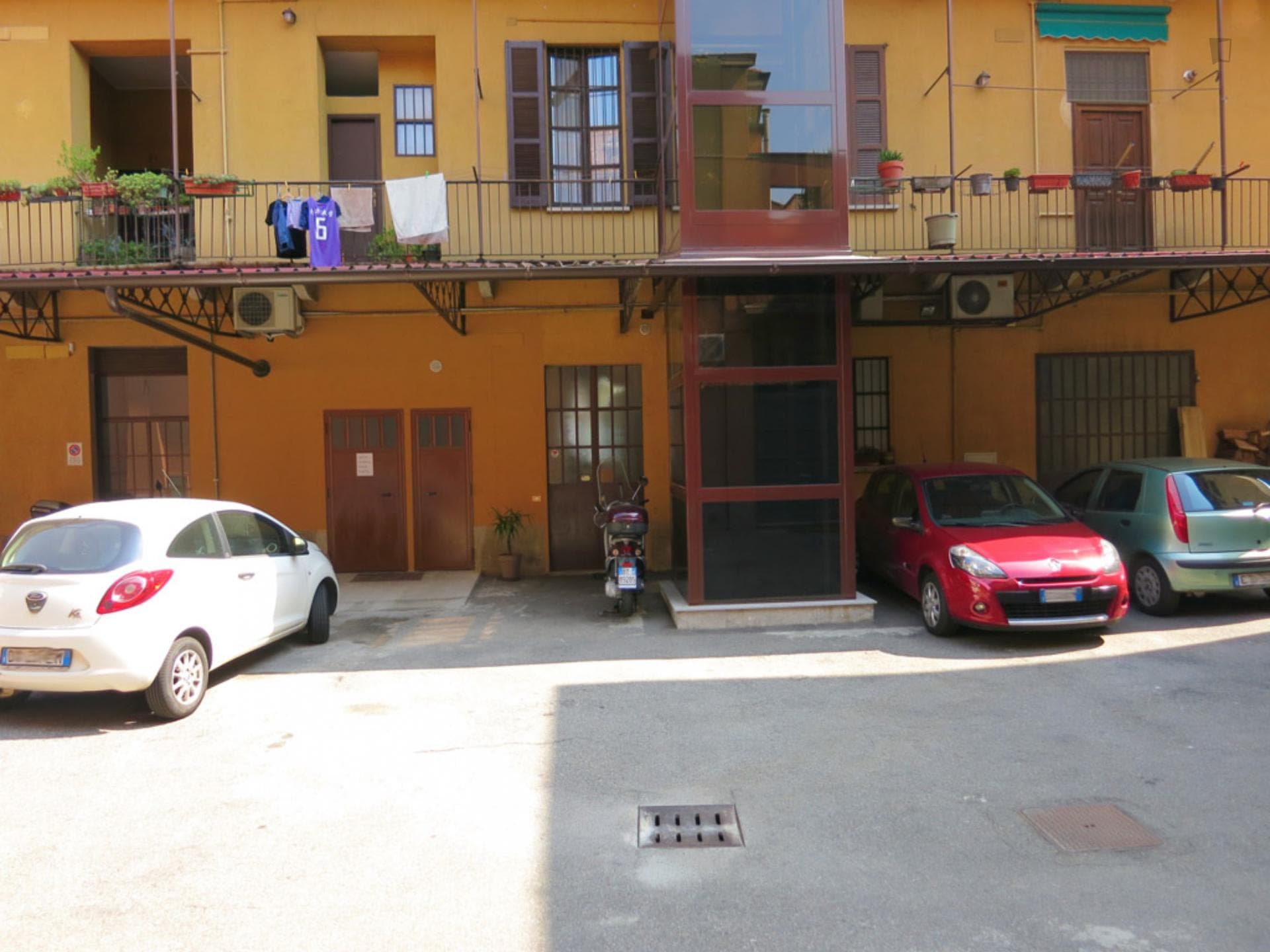 Stunning modern design 2br 90 m / 970 ft loft photo 1