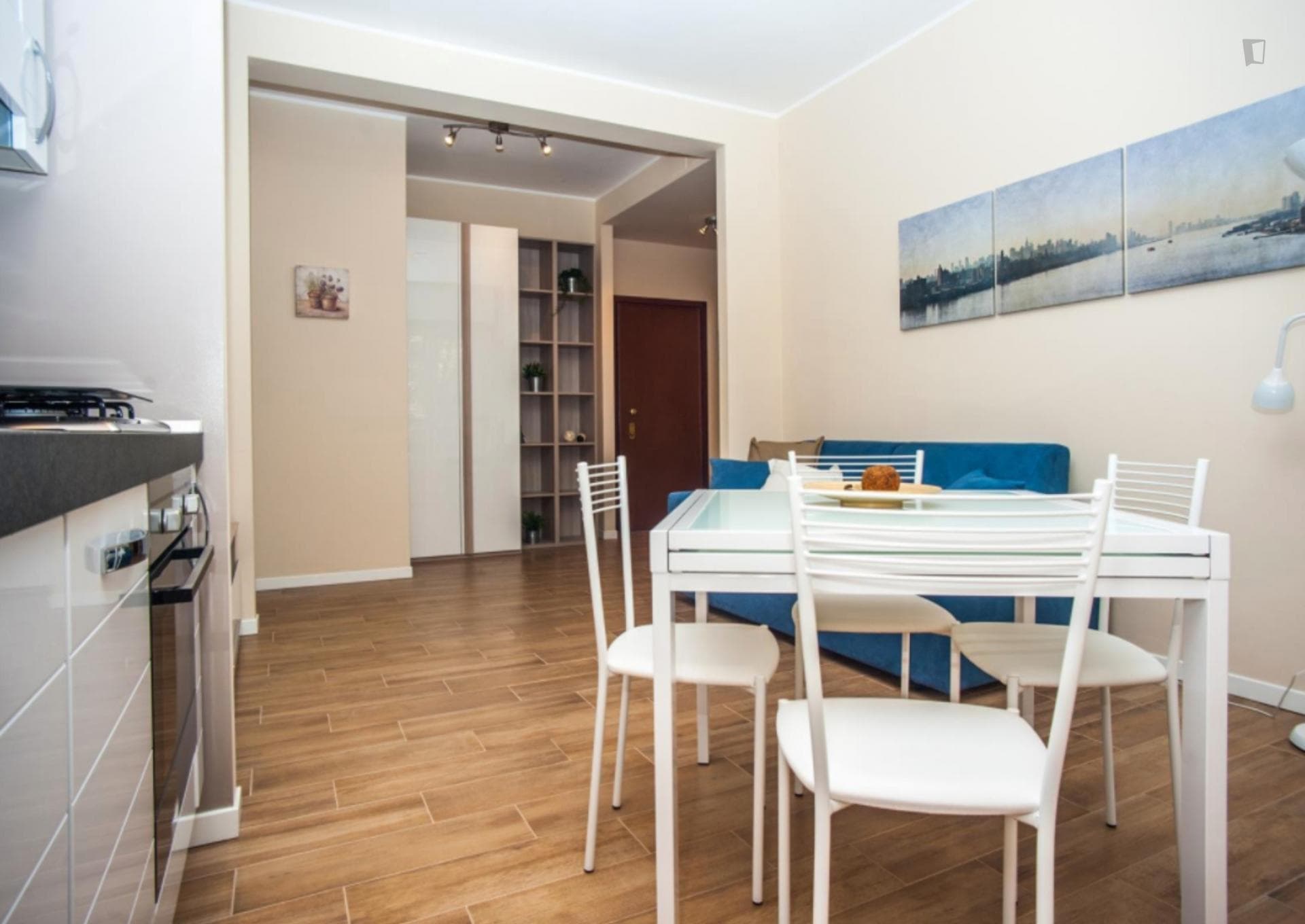 Lovely 1-bedroom apartment in proximity to Crocetta metro station photo 1