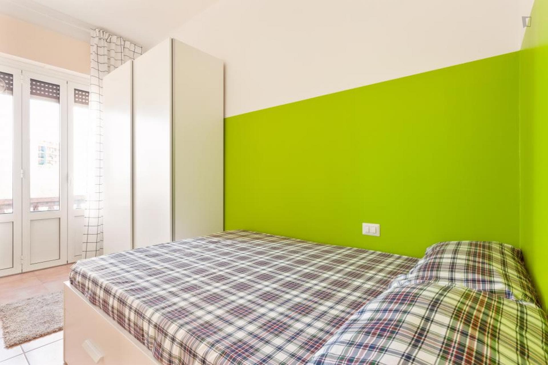 Alluring double bedroom near Primaticcio M1 metro station  photo 1