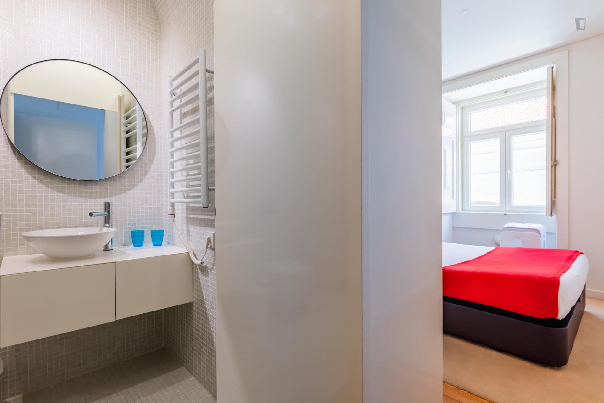 Cool 2-bedroom apartment near Baixa-Chiado metro station photo 1