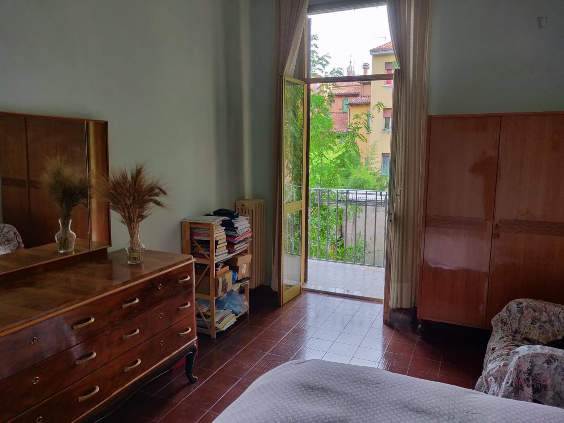 Double bedroom in a 4-bedroom apartment near Parco della Montagnola photo 1
