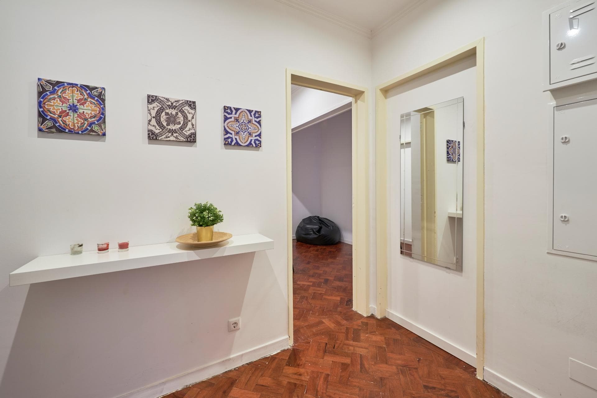 Luminous double bedroom with a balcony, in Saldanha photo 1