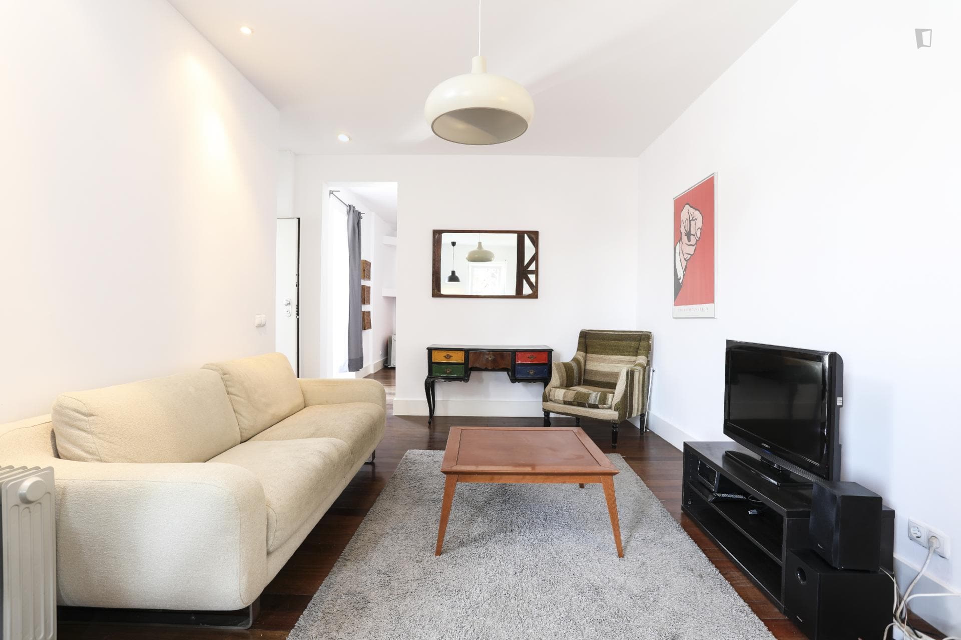 Beautiful apartment near Avenida metro station photo 1