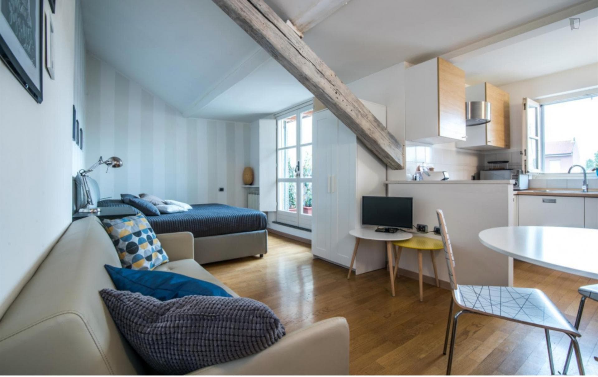 Property photo thumbnail