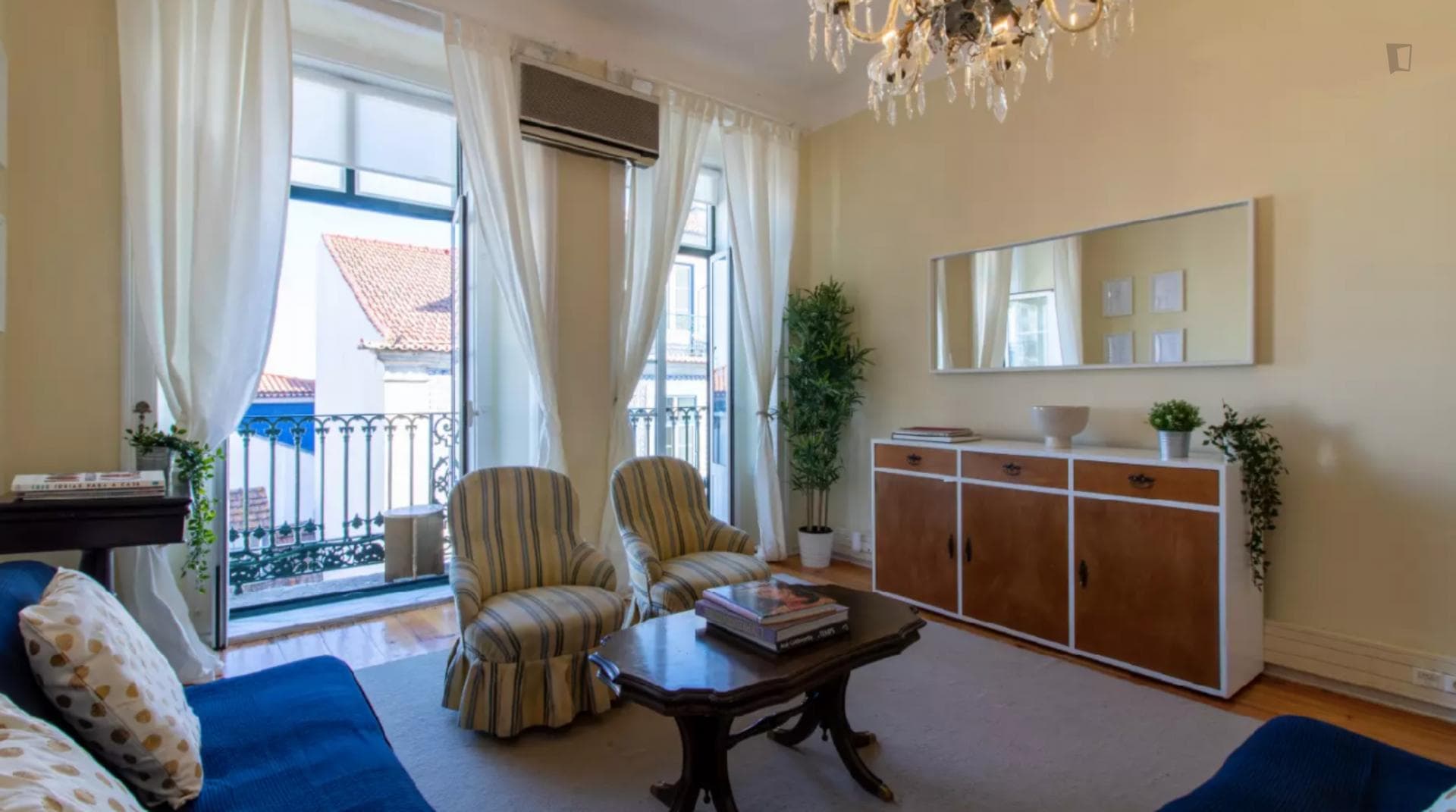 Comfortable double bedroom in Santos photo 1