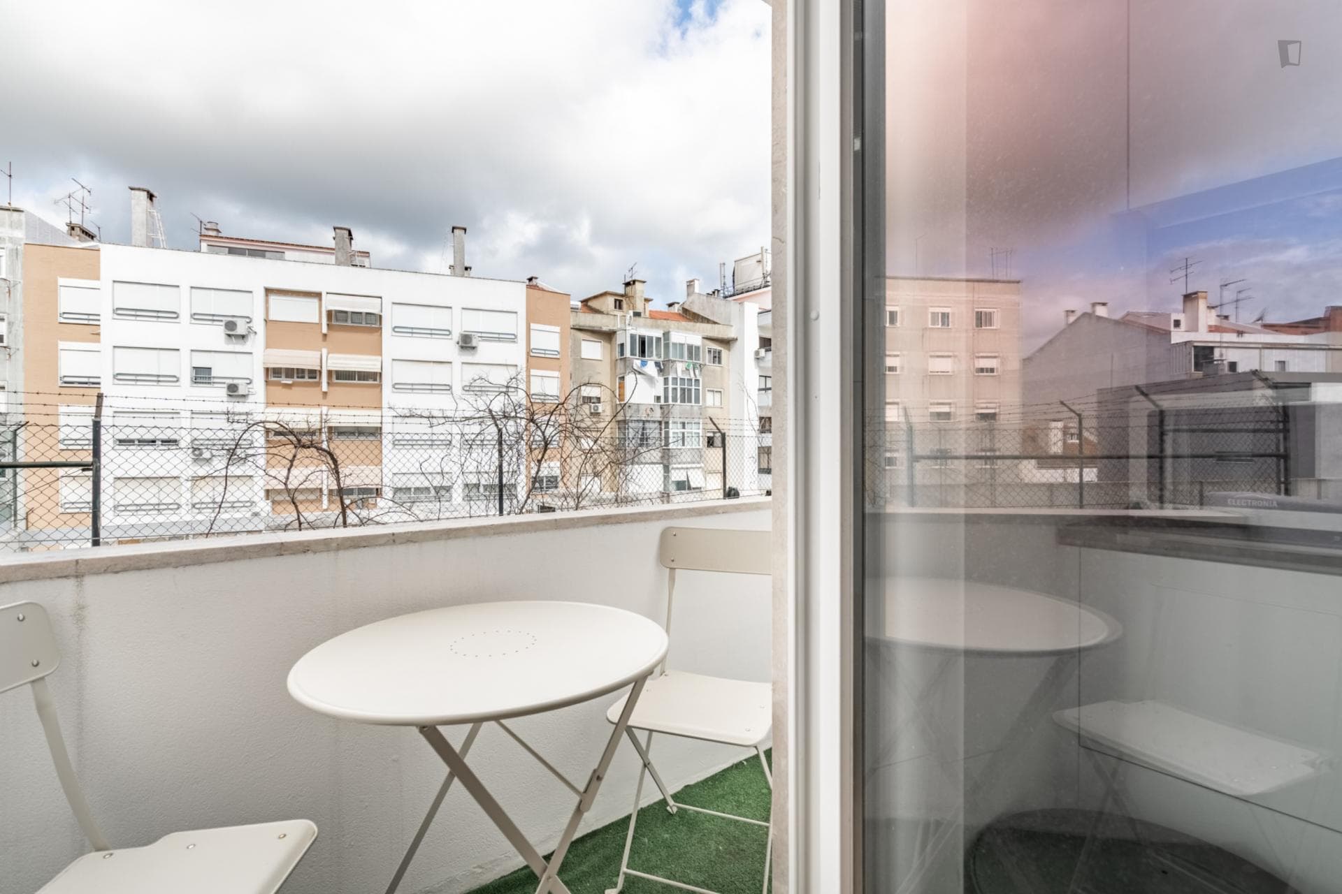 Excellent 2-bedroom flat in Penha de França photo 1