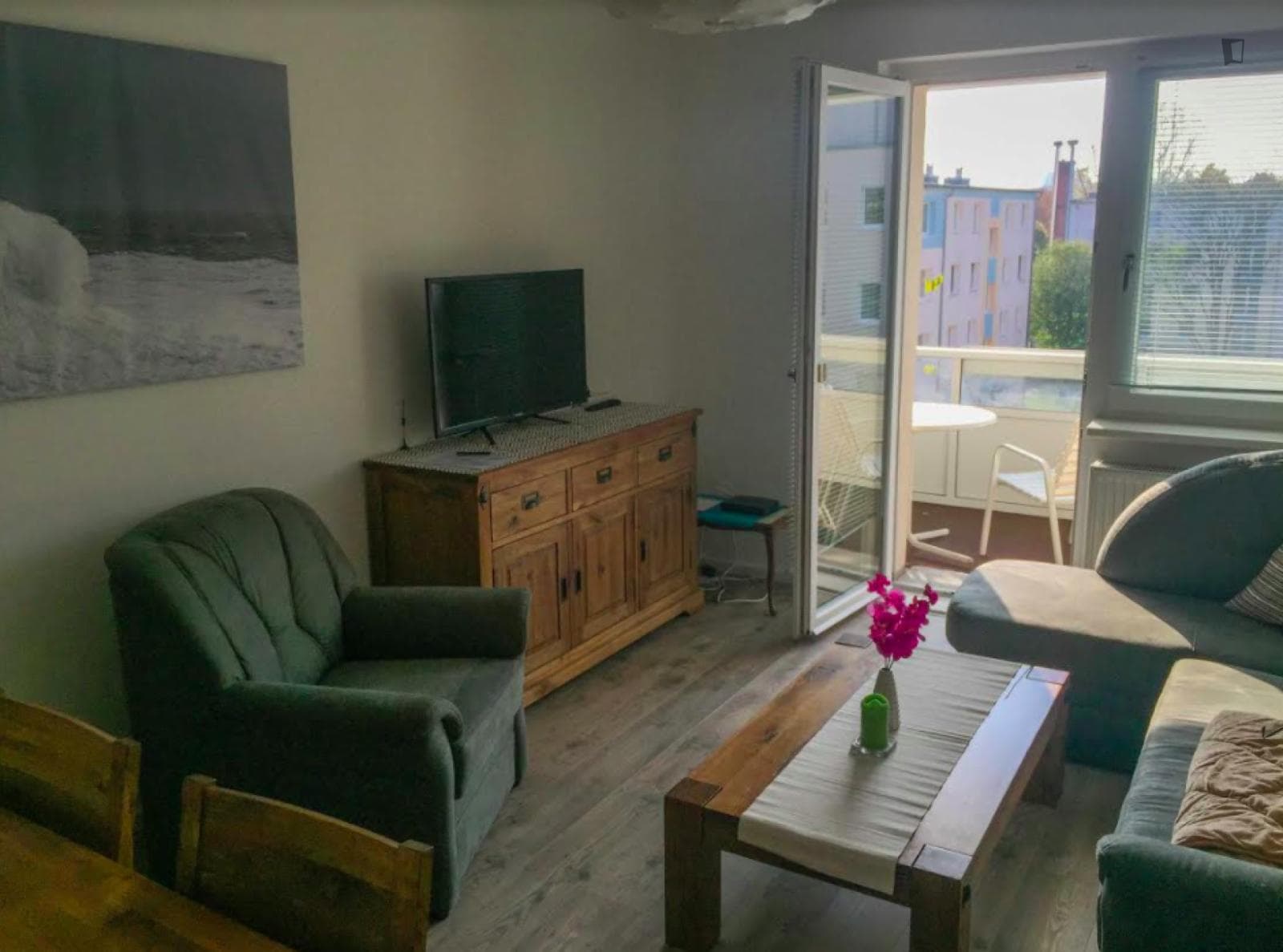 Cosy 1 Bedroom Apartment with extra office space in the center of Berlin photo 1